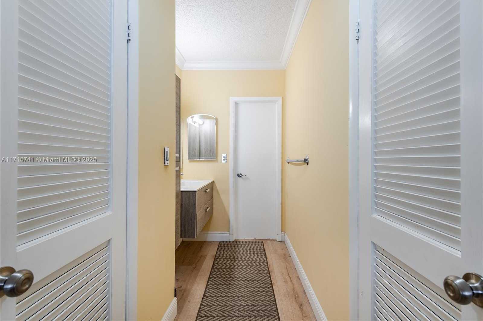 Small Image of 1985 SOUTH OCEAN DR #6P, Hallandale Beach Number 20