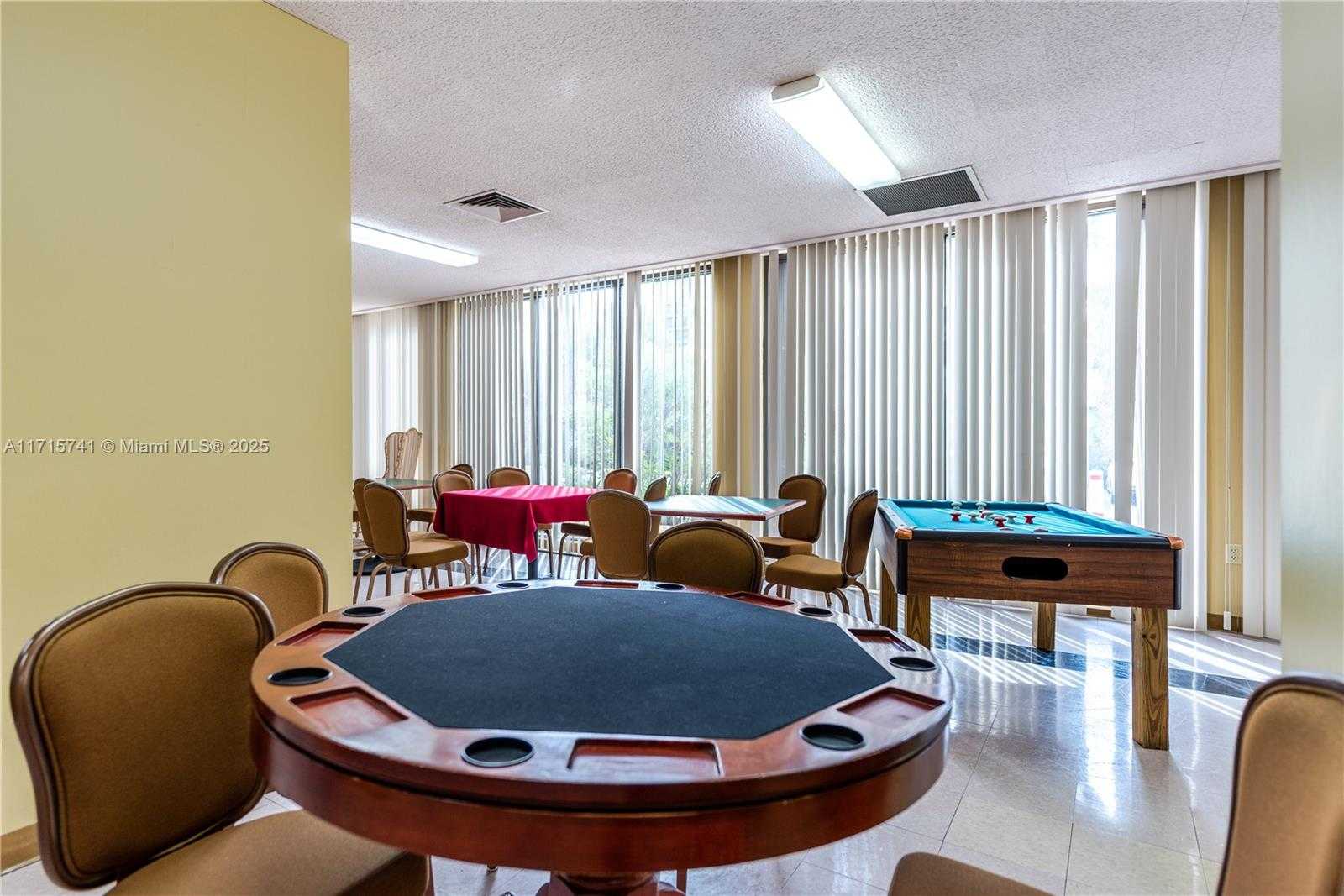 Small Image of 1985 SOUTH OCEAN DR #6P, Hallandale Beach Number 31