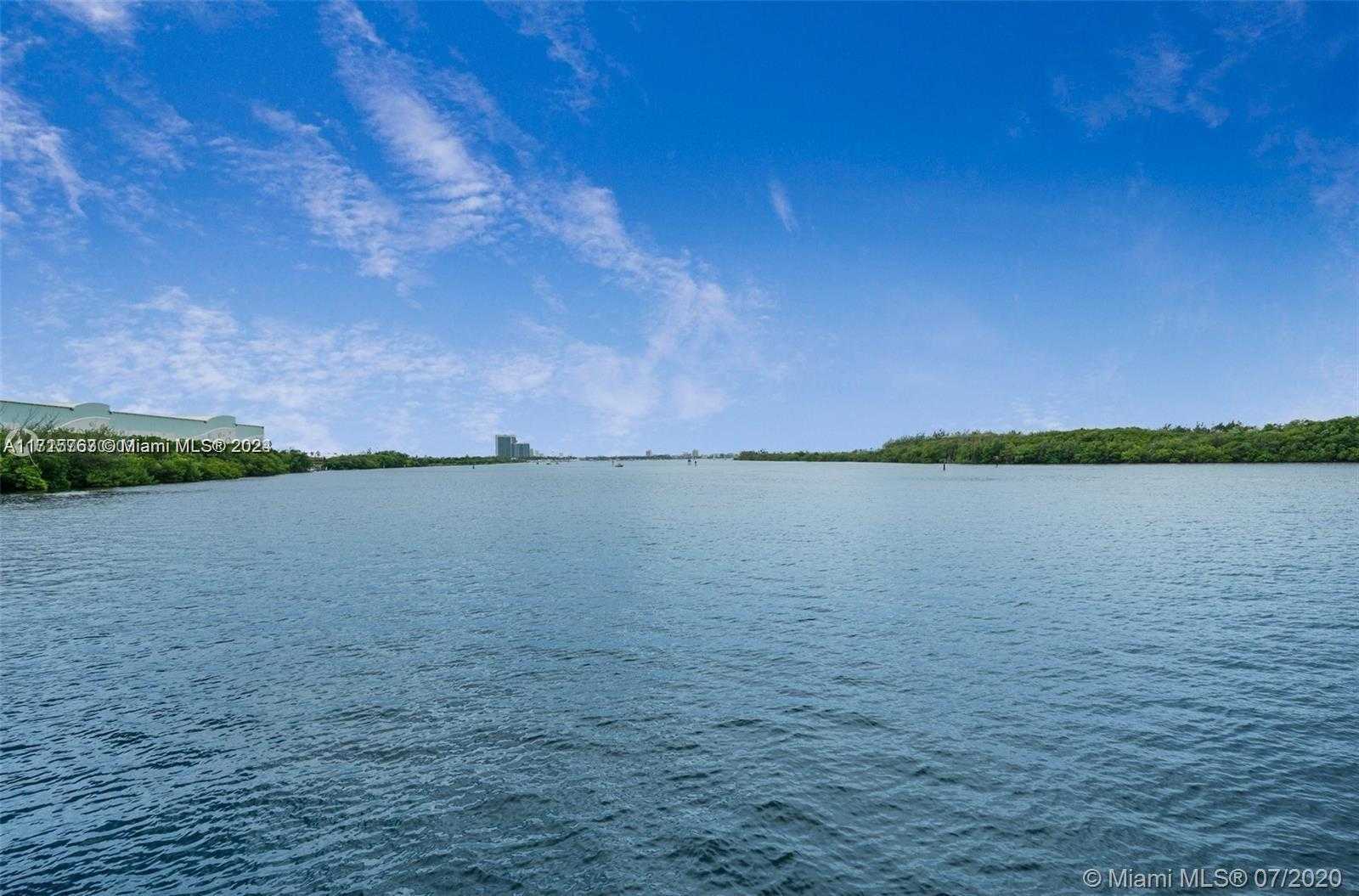 Small Image of 300 Bayview Dr, Sunny Isles Beach, FL 33160, USA Number 41