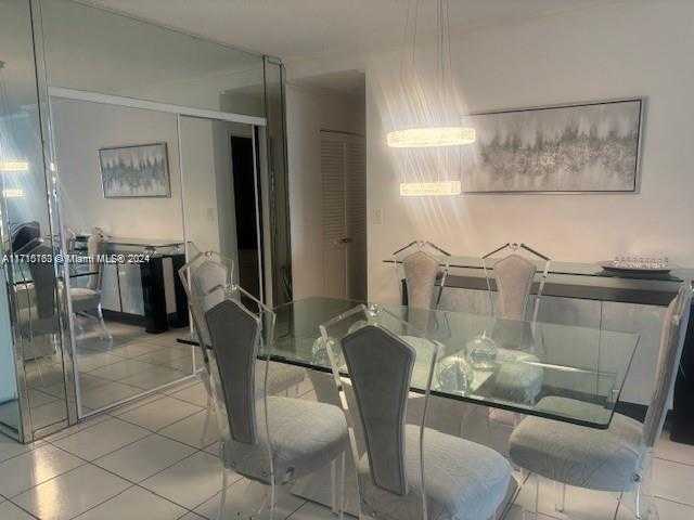 Small Image of 300 Bayview Dr, Sunny Isles Beach, FL 33160, USA Number 61