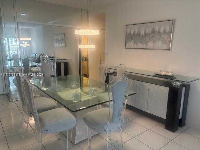 Small Image of 300 Bayview Dr, Sunny Isles Beach, FL 33160, USA Number 9