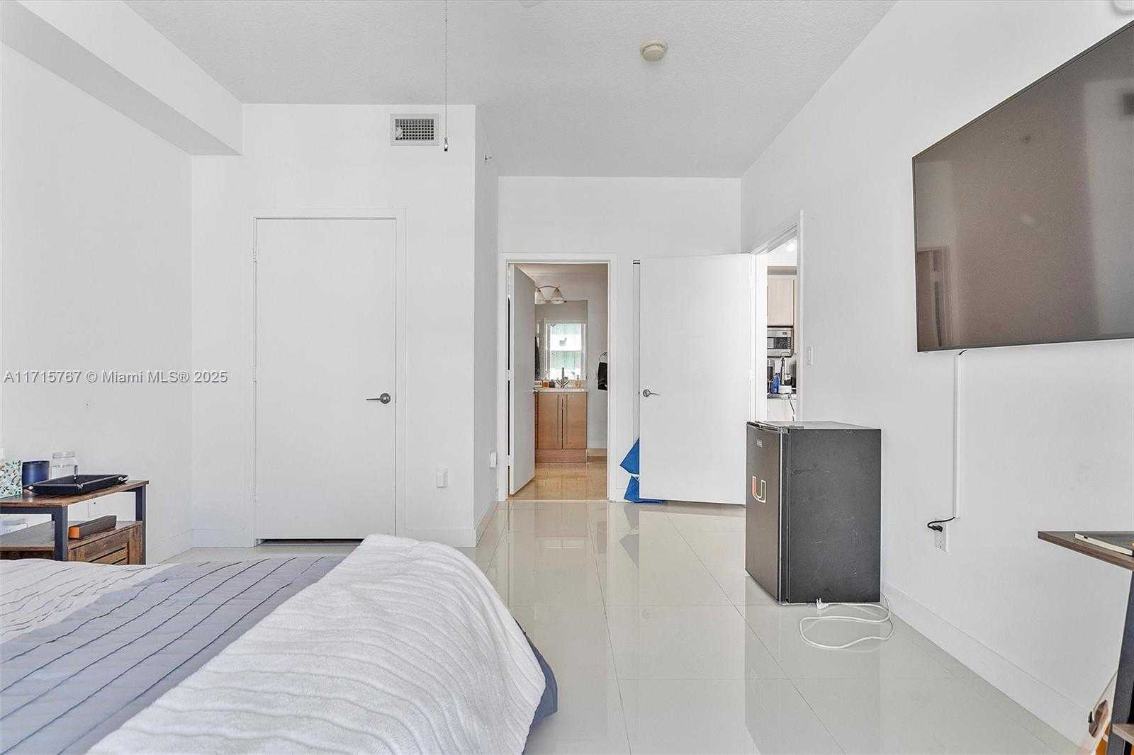 Small Image of 79 SOUTH WEST 12TH ST #3809S, Miami Number 10