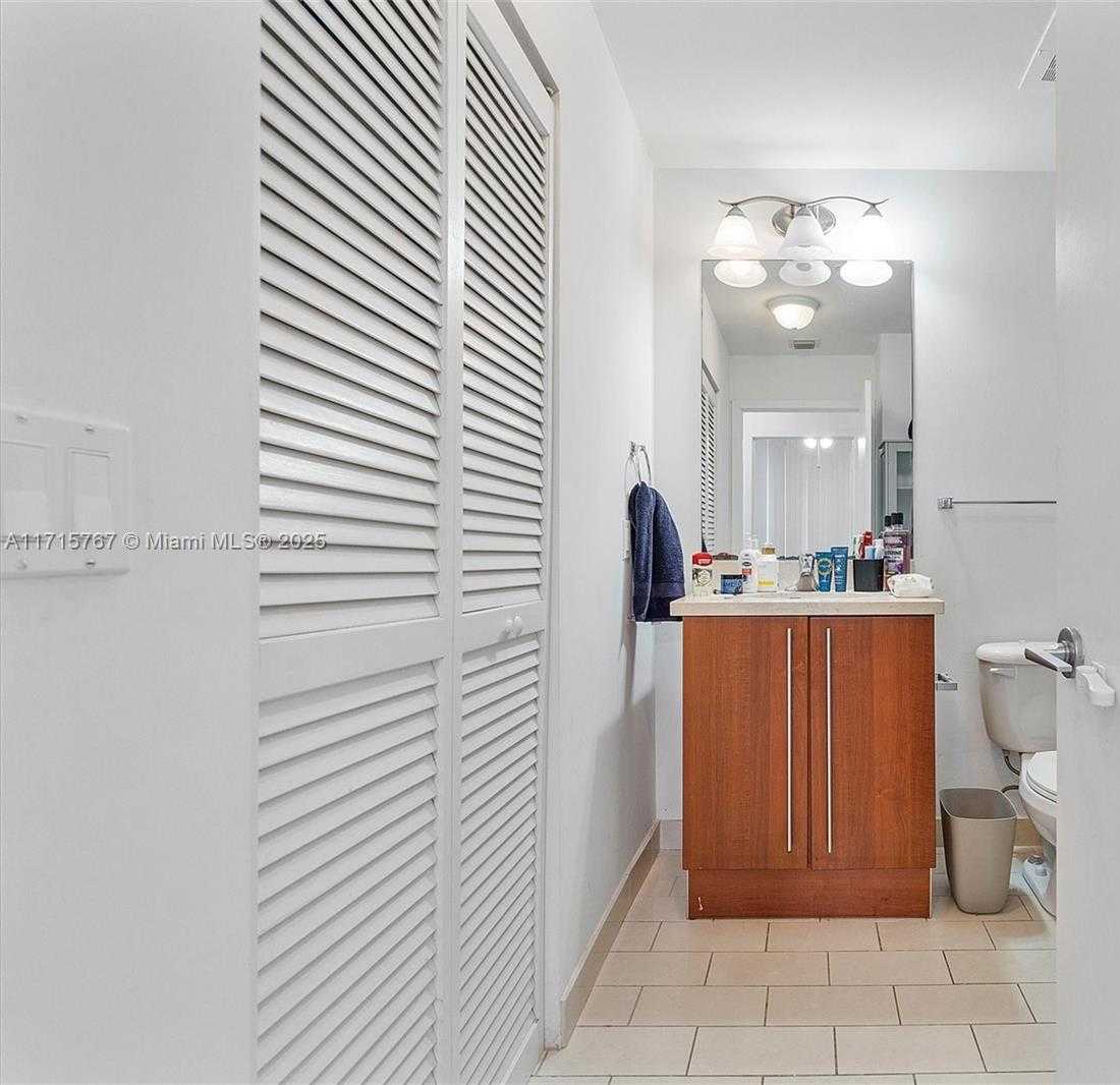 Small Image of 79 SOUTH WEST 12TH ST #3809S, Miami Number 14