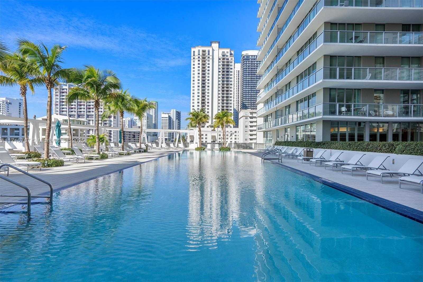 Small Image of 79 SOUTH WEST 12TH ST #3809S, Miami Number 2