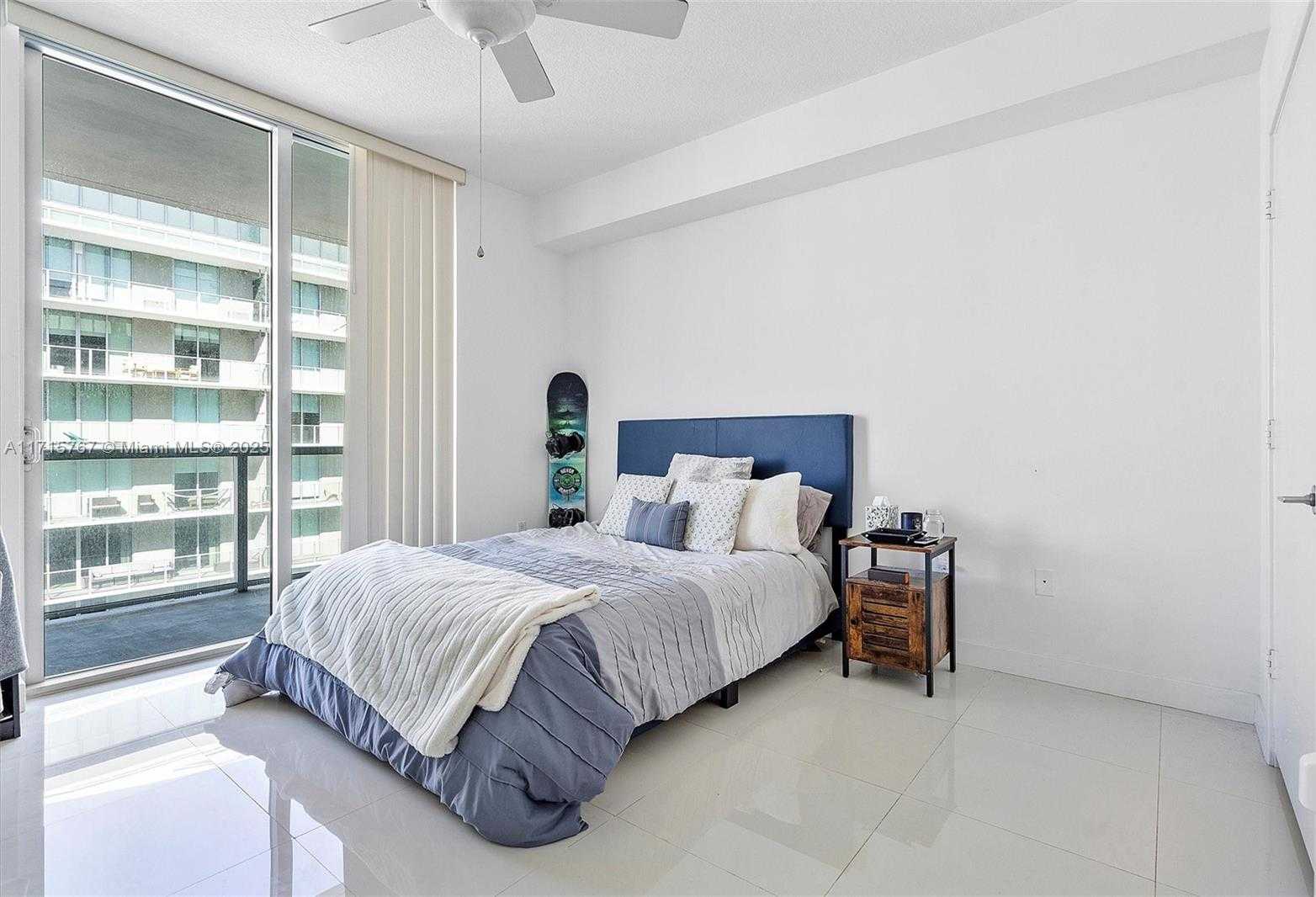 Small Image of 79 SOUTH WEST 12TH ST #3809S, Miami Number 9