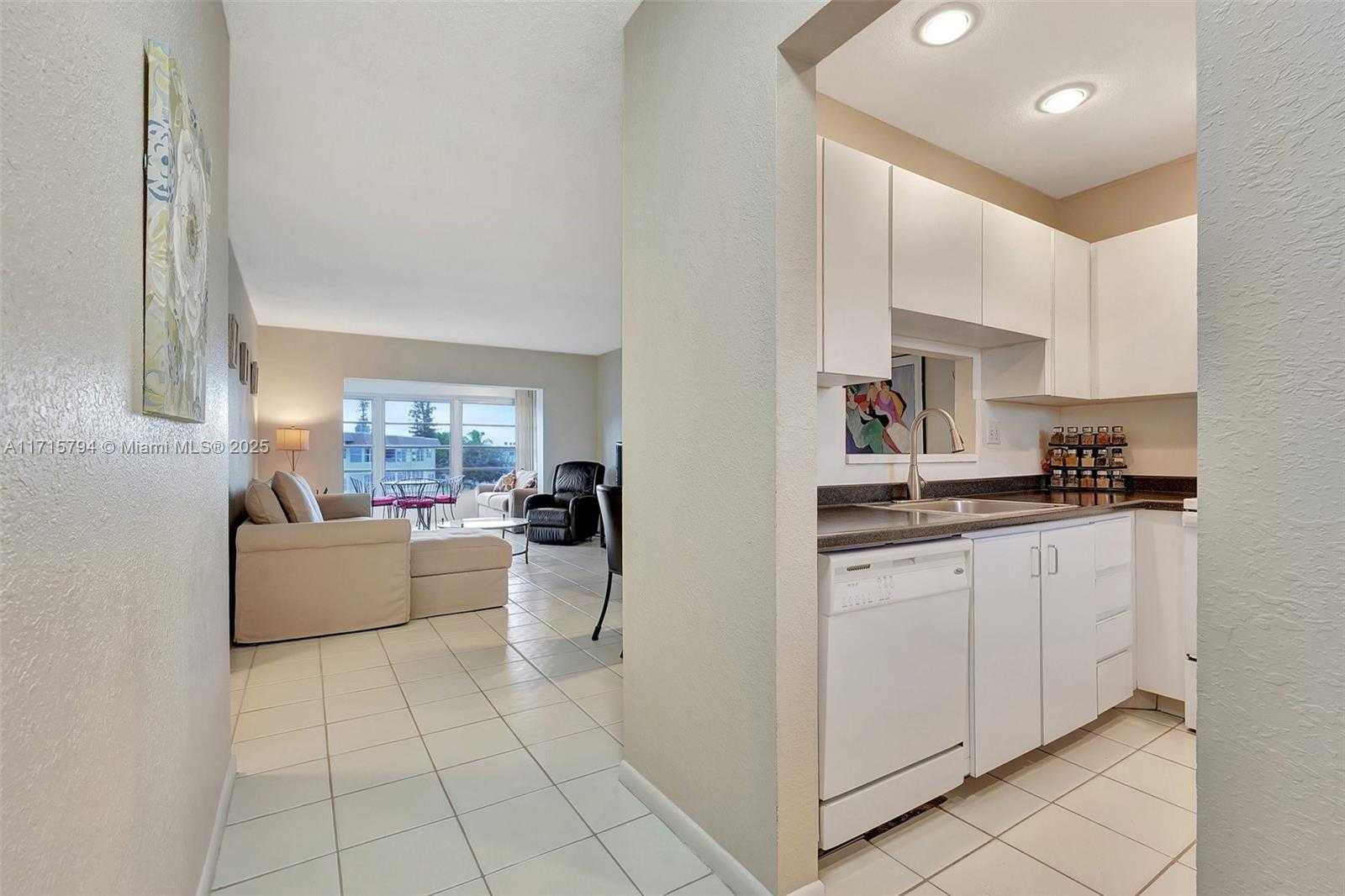 Small Image of 4805 NORTH WEST 35TH ST #603, Lauderdale Lakes Number 11