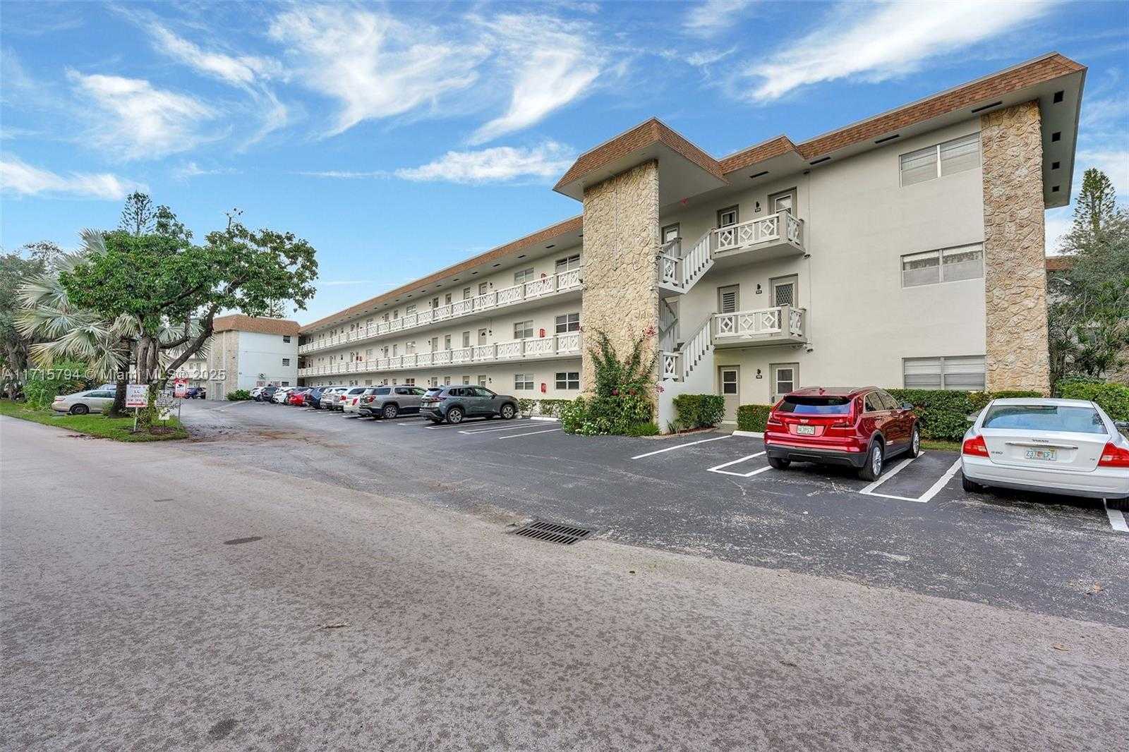 Small Image of 4805 NORTH WEST 35TH ST #603, Lauderdale Lakes Number 27