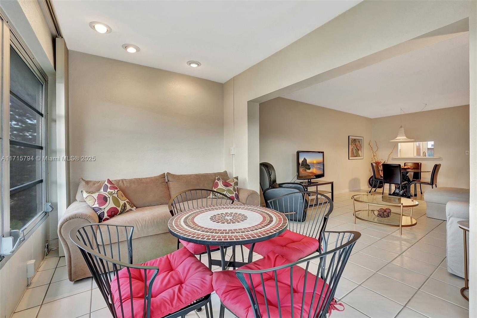 Small Image of 4805 NORTH WEST 35TH ST #603, Lauderdale Lakes Number 4