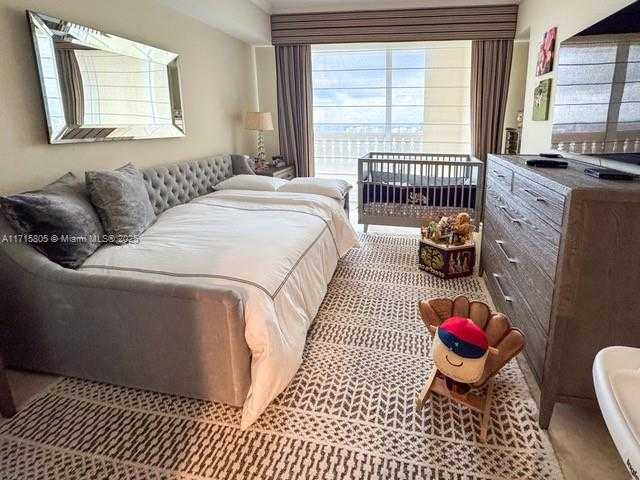 Small Image of 17875 COLLINS AVE #4303/04, Sunny Isles Beach Number 22