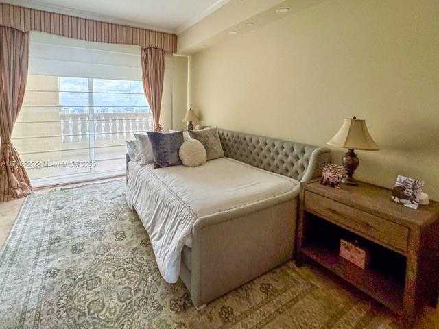 Small Image of 17875 COLLINS AVE #4303/04, Sunny Isles Beach Number 26