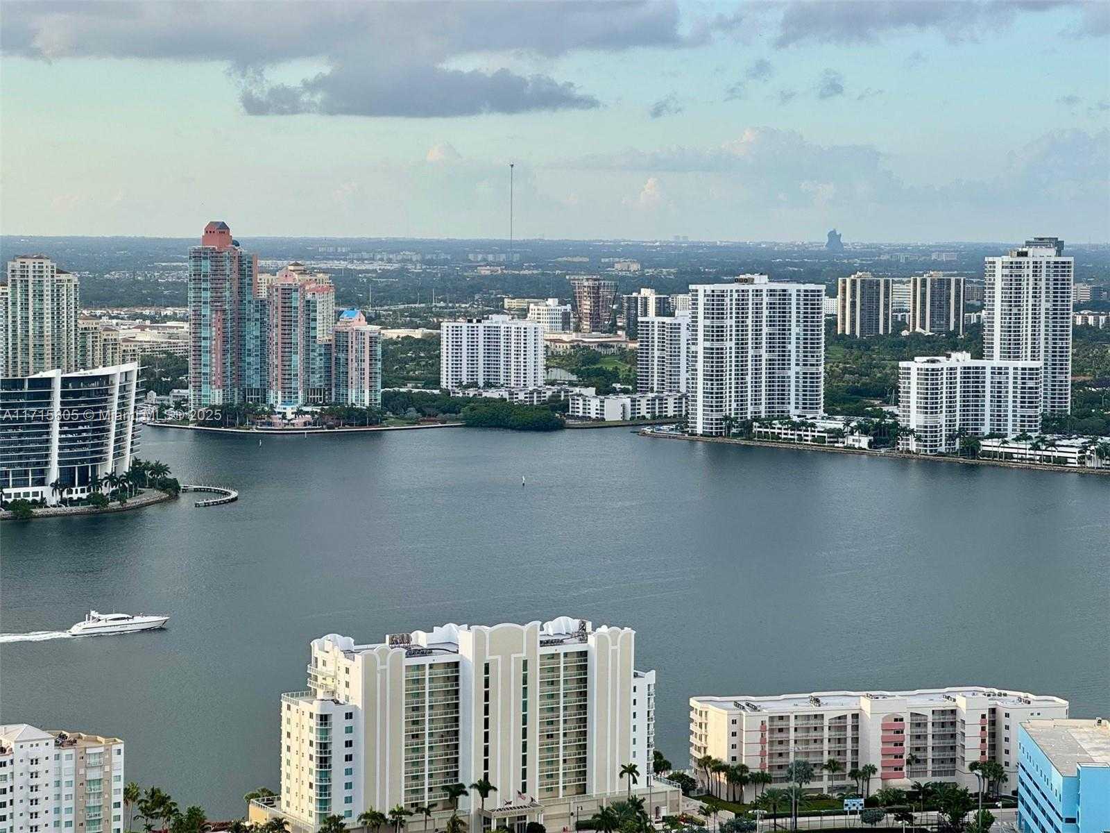 Small Image of 17875 COLLINS AVE #4303/04, Sunny Isles Beach Number 29