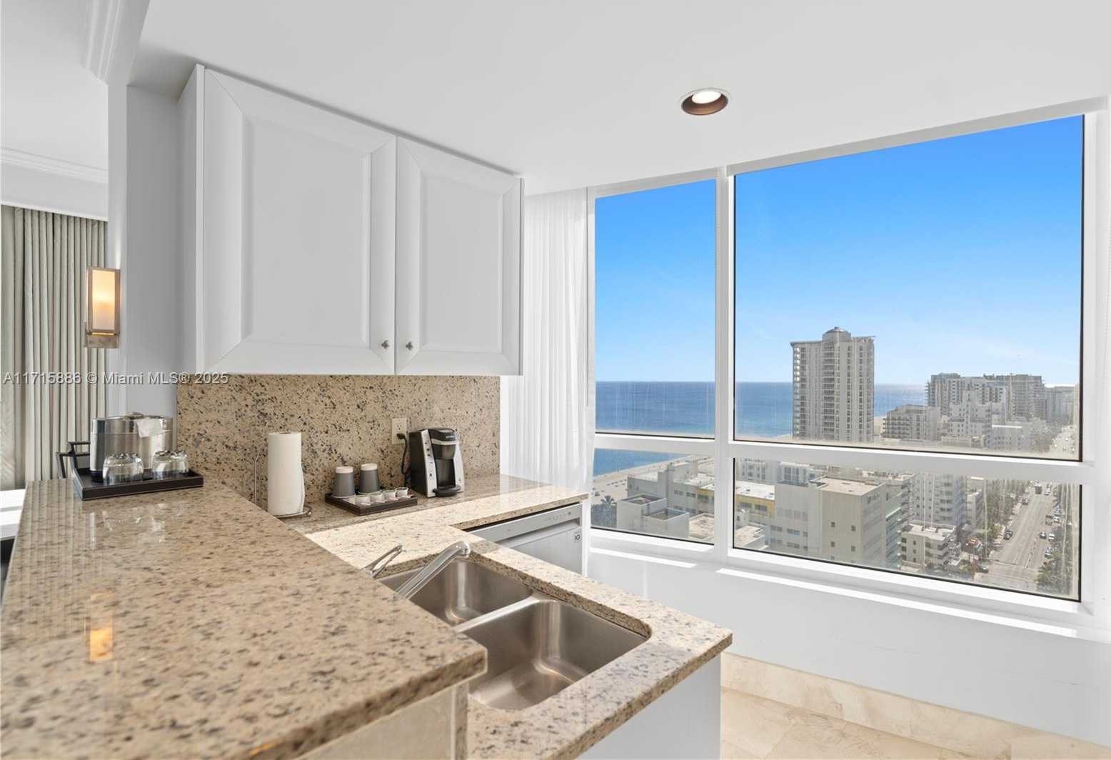 Small Image of 4401 COLLINS AVE #2104, Miami Beach Number 16