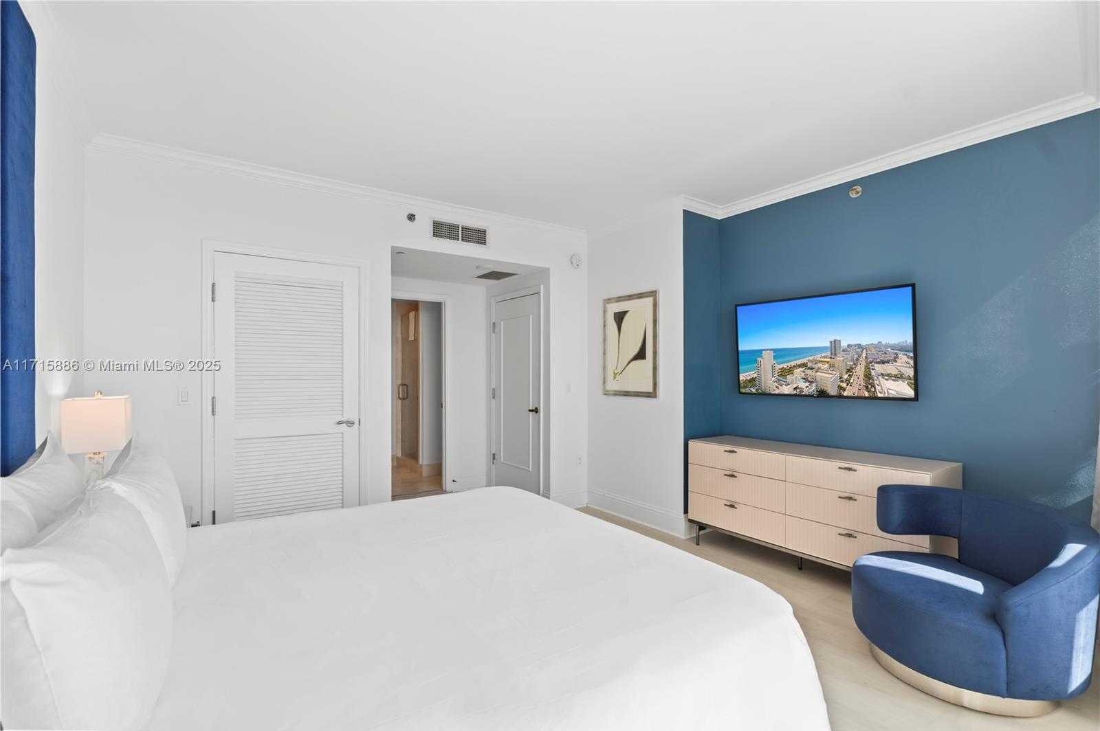 Small Image of 4401 COLLINS AVE #2104, Miami Beach Number 22