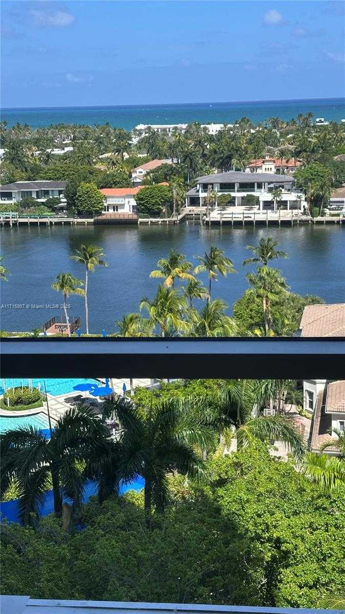 Small Image of 21150 Point Pl, Aventura, FL 33180, USA Number 11