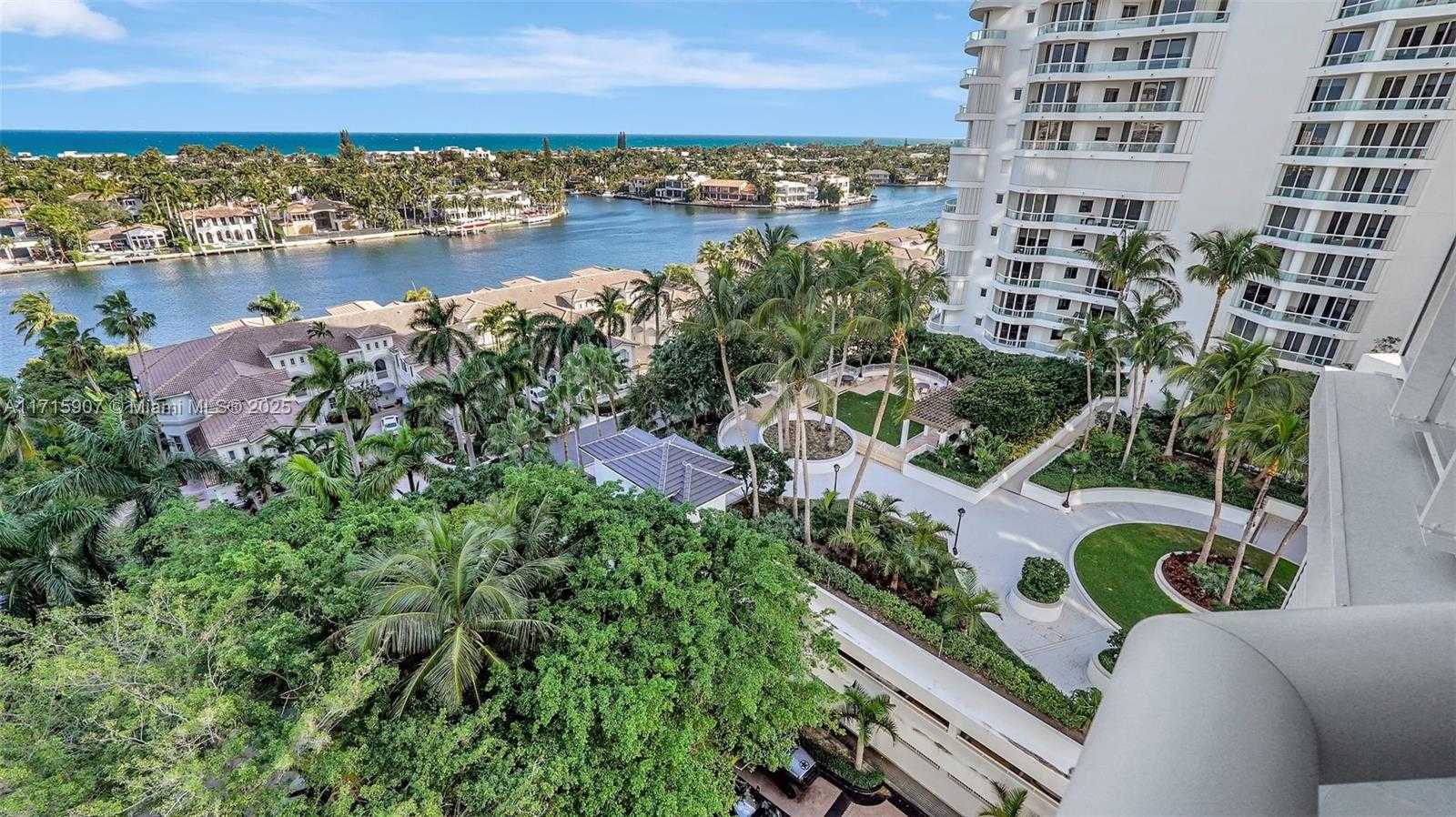 Small Image of 21150 Point Pl, Aventura, FL 33180, USA Number 16