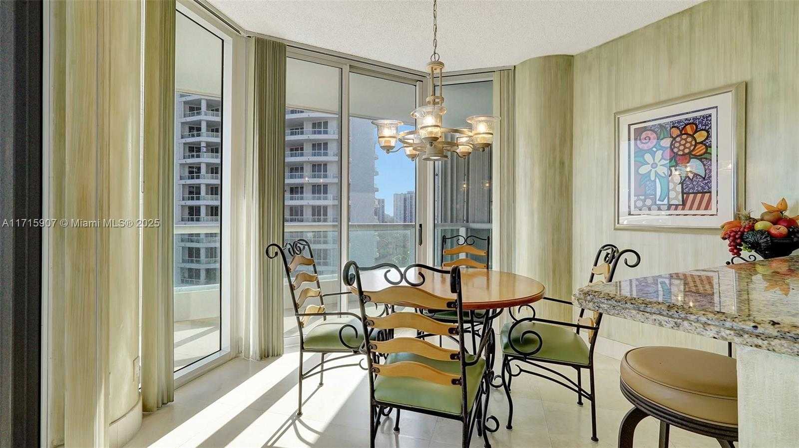 Small Image of 21150 Point Pl, Aventura, FL 33180, USA Number 26