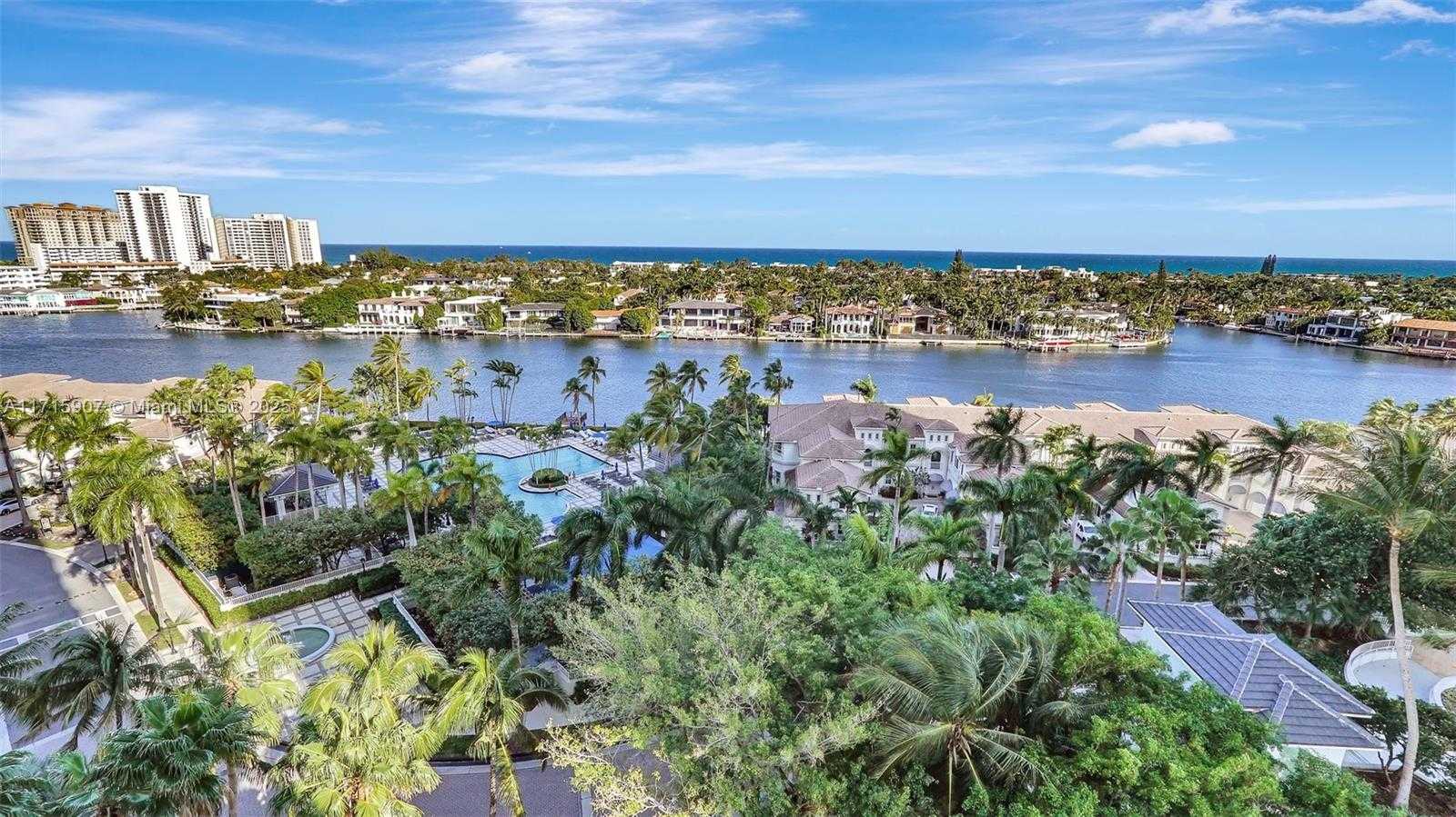 Small Image of 21150 Point Pl, Aventura, FL 33180, USA Number 3