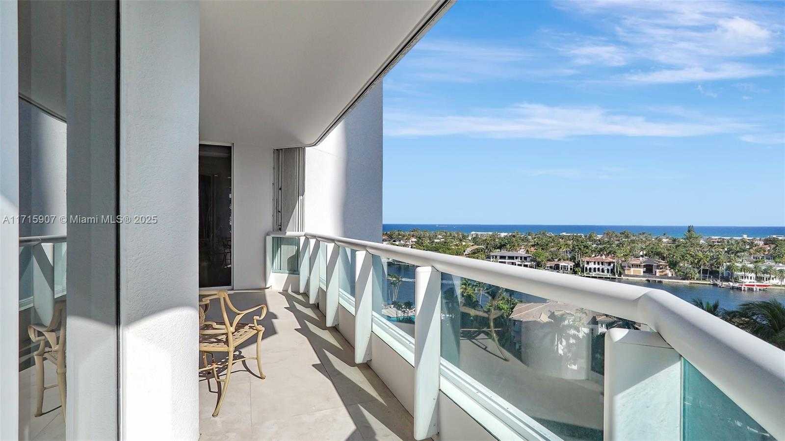 Small Image of 21150 Point Pl, Aventura, FL 33180, USA Number 31