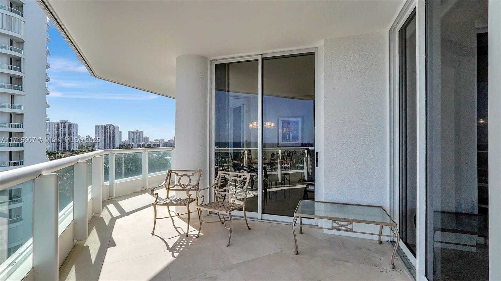 Small Image of 21150 Point Pl, Aventura, FL 33180, USA Number 44