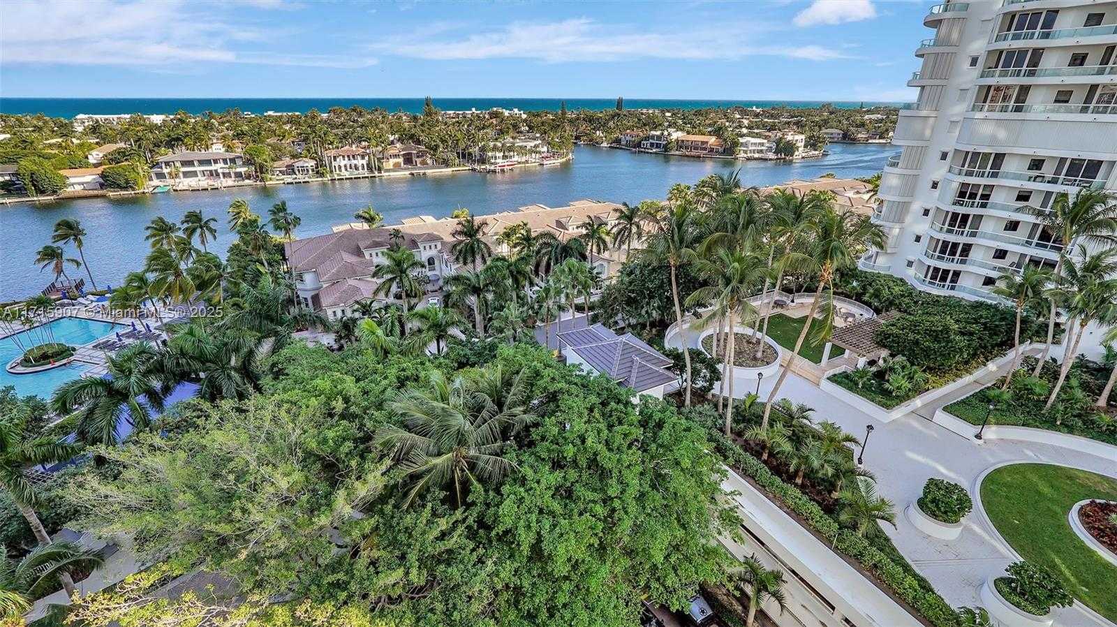 Small Image of 21150 Point Pl, Aventura, FL 33180, USA Number 47