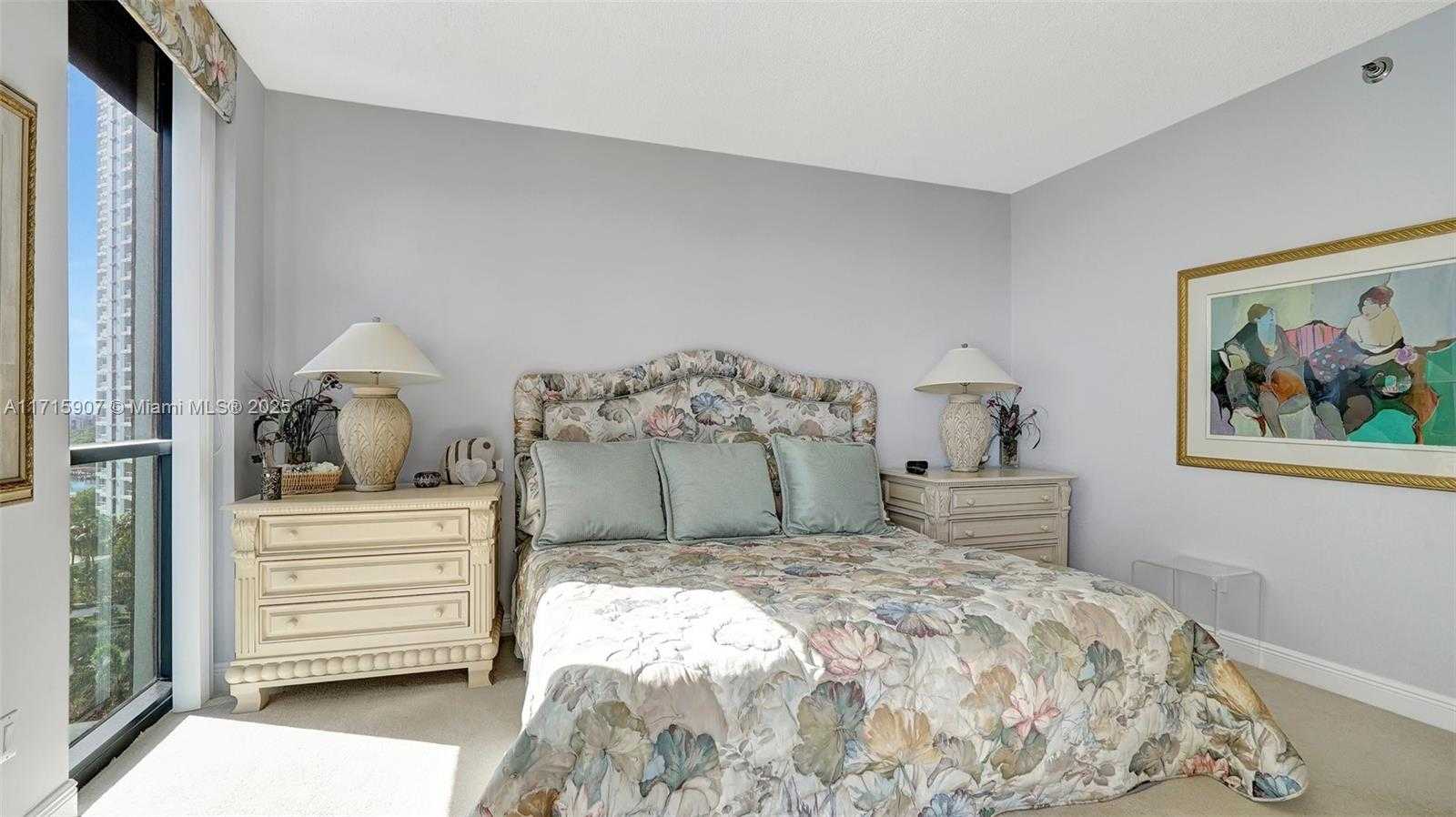 Small Image of 21150 Point Pl, Aventura, FL 33180, USA Number 49