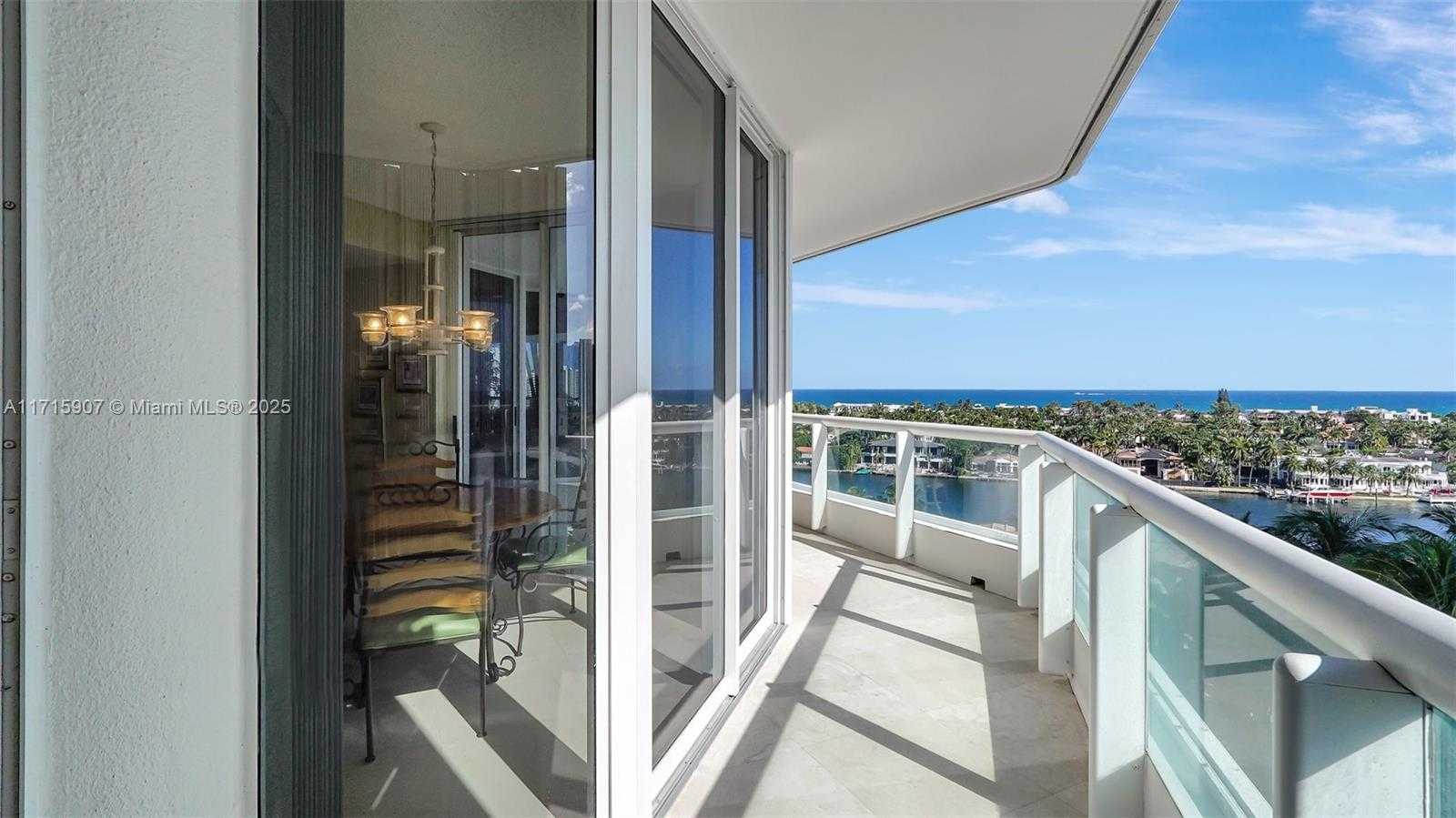 Small Image of 21150 Point Pl, Aventura, FL 33180, USA Number 5
