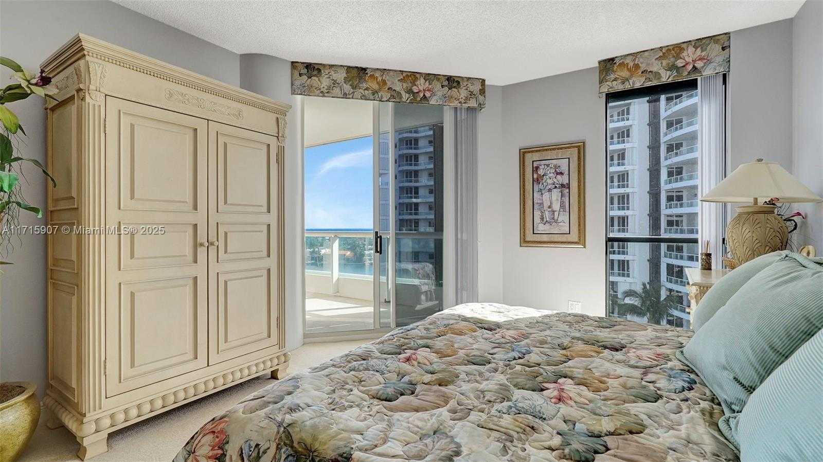Small Image of 21150 Point Pl, Aventura, FL 33180, USA Number 50