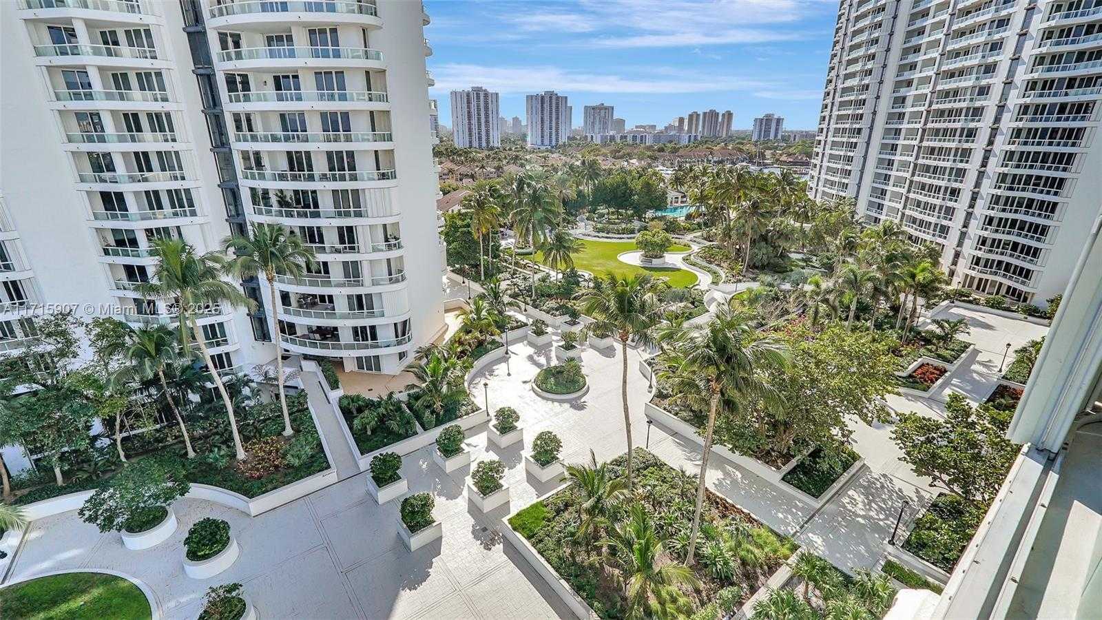 Small Image of 21150 Point Pl, Aventura, FL 33180, USA Number 53