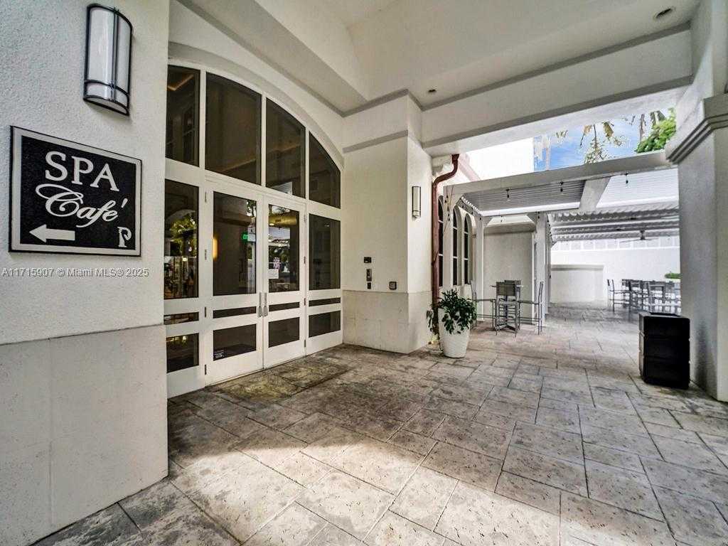 Small Image of 21150 Point Pl, Aventura, FL 33180, USA Number 75