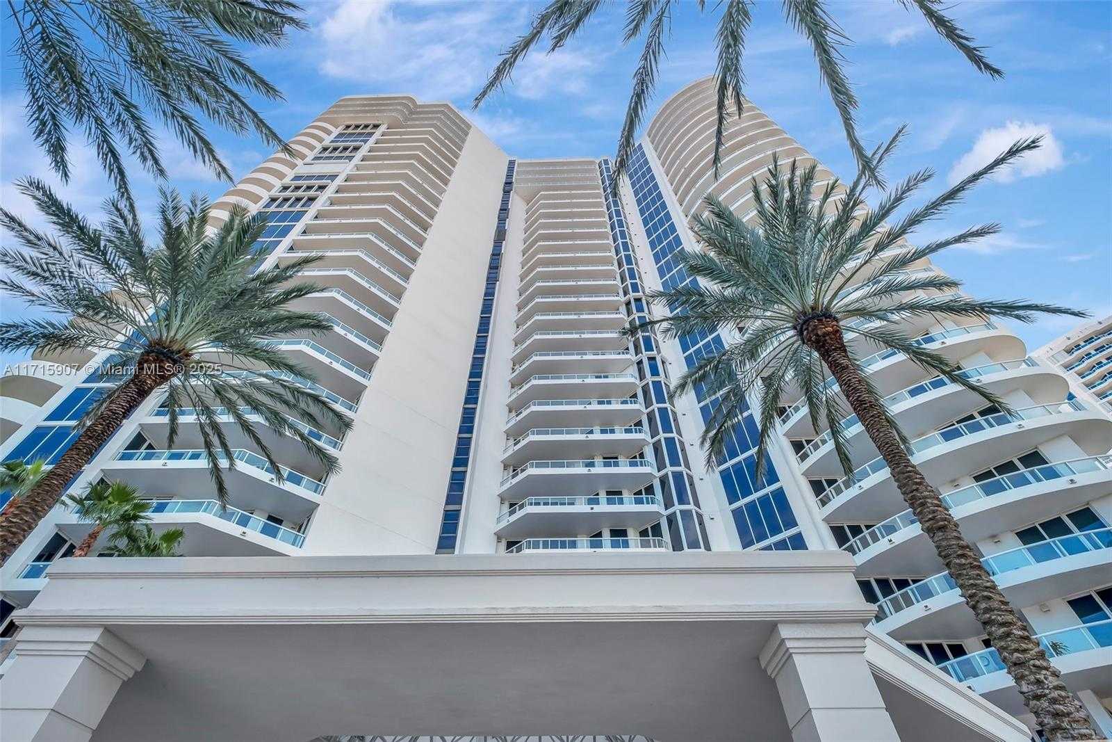 Small Image of 21150 Point Pl, Aventura, FL 33180, USA Number 88