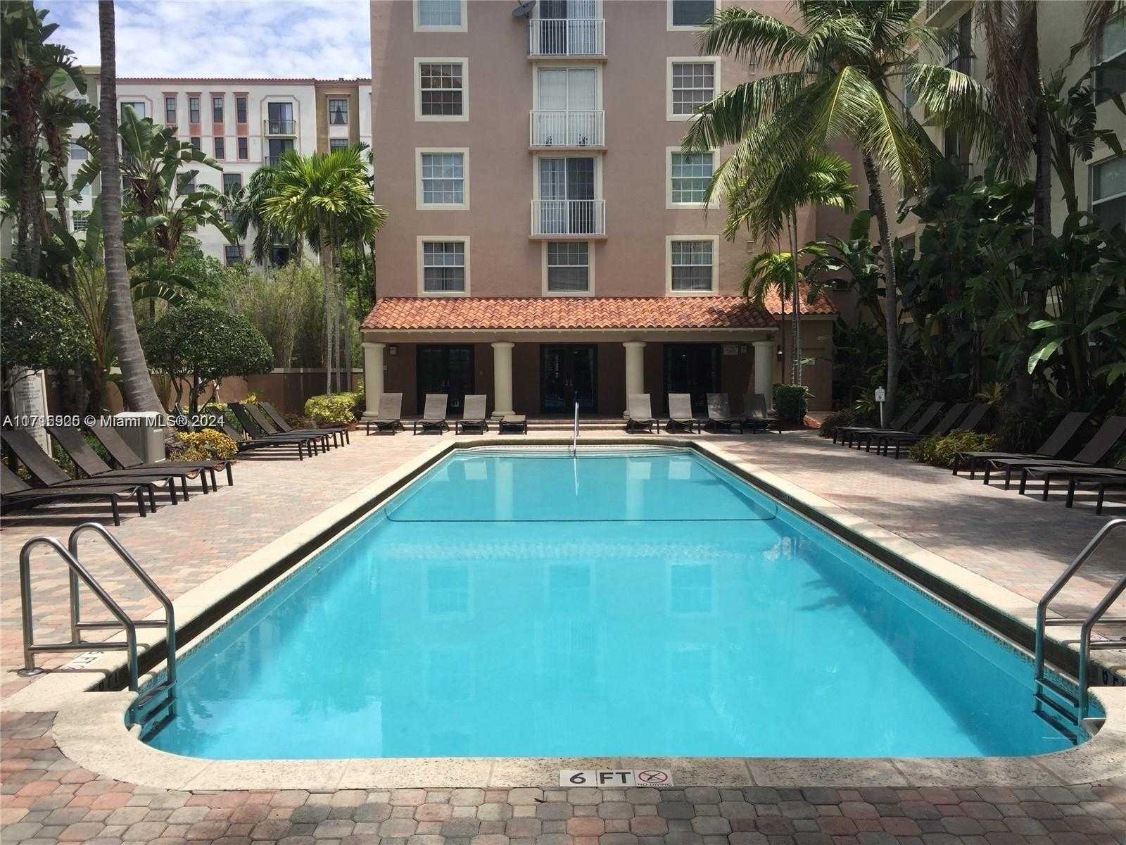 Small Image of 1919 VAN BUREN ST #404A, Hollywood Number 4