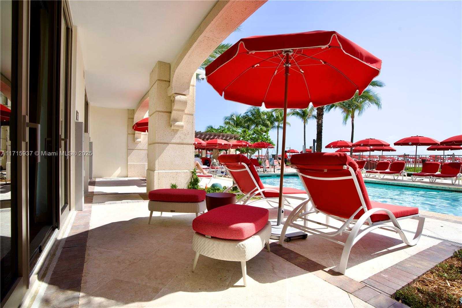 Small Image of 17901 COLLINS AVE #BC#5, Sunny Isles Beach Number 4