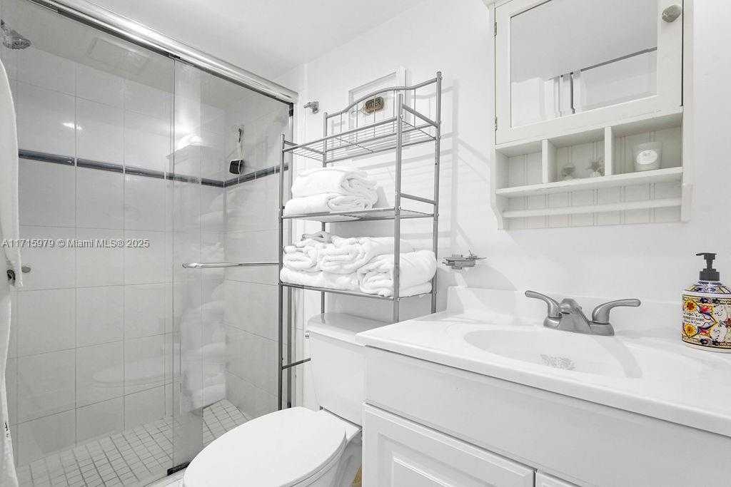 Small Image of 1155 97TH ST #301, Bay Harbor Islands Number 9