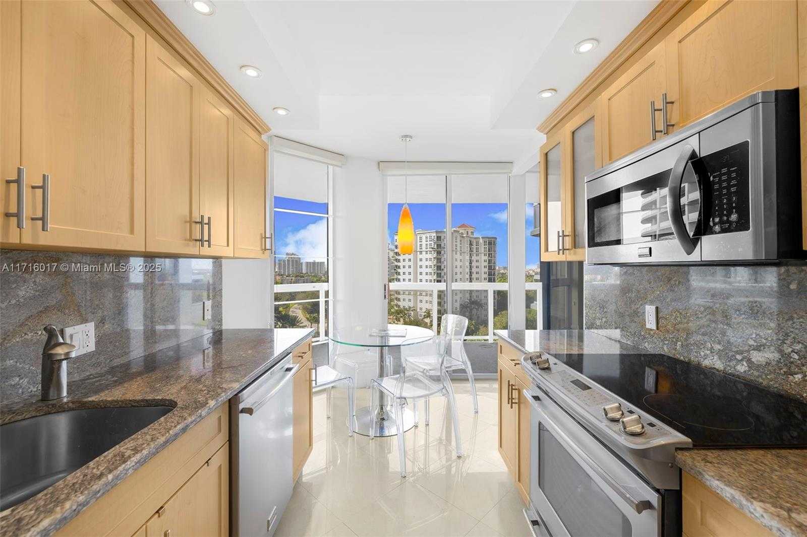 Small Image of 20185 EAST COUNTRY CLUB DR #1004, Aventura Number 13