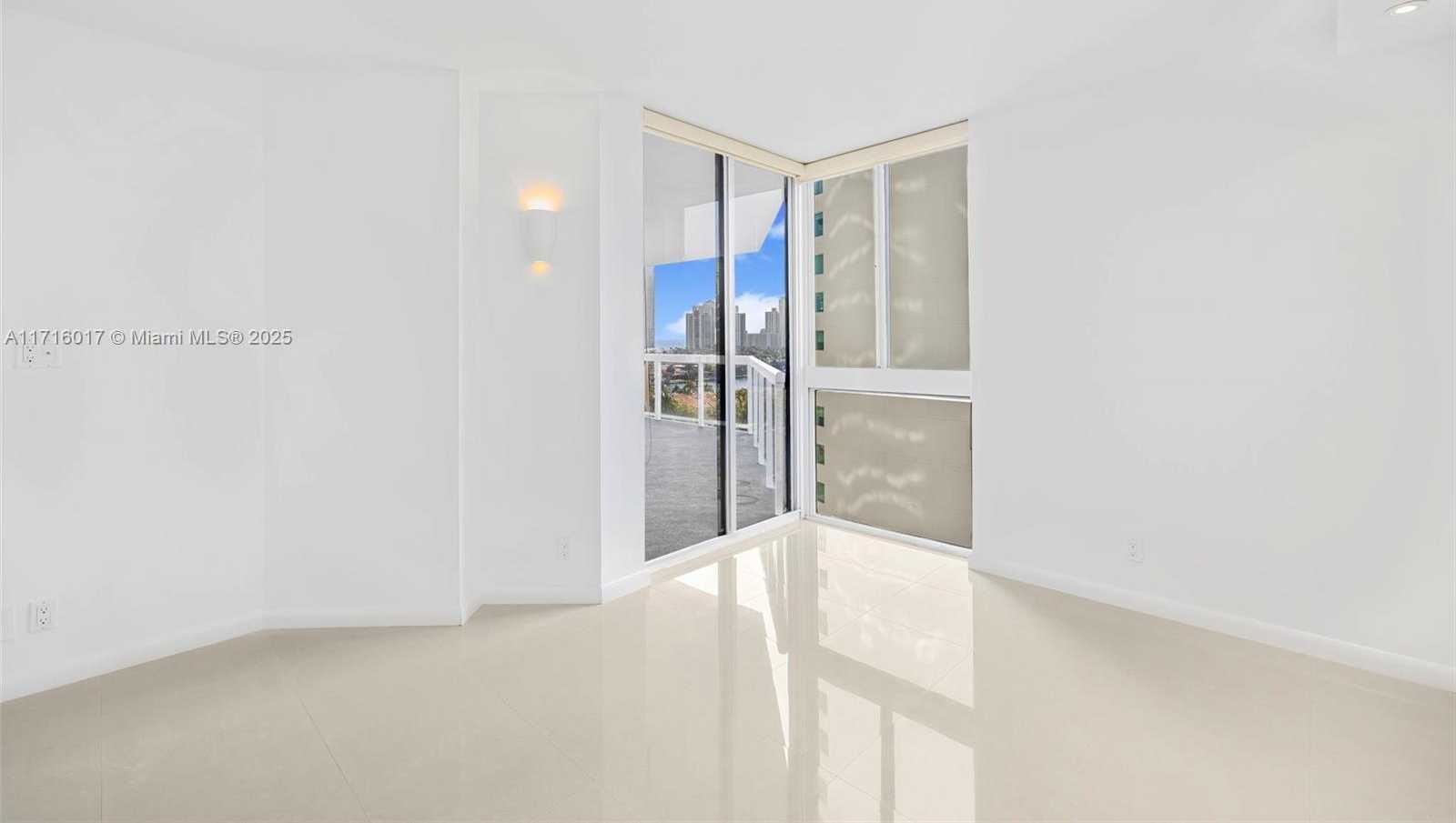 Small Image of 20185 EAST COUNTRY CLUB DR #1004, Aventura Number 19