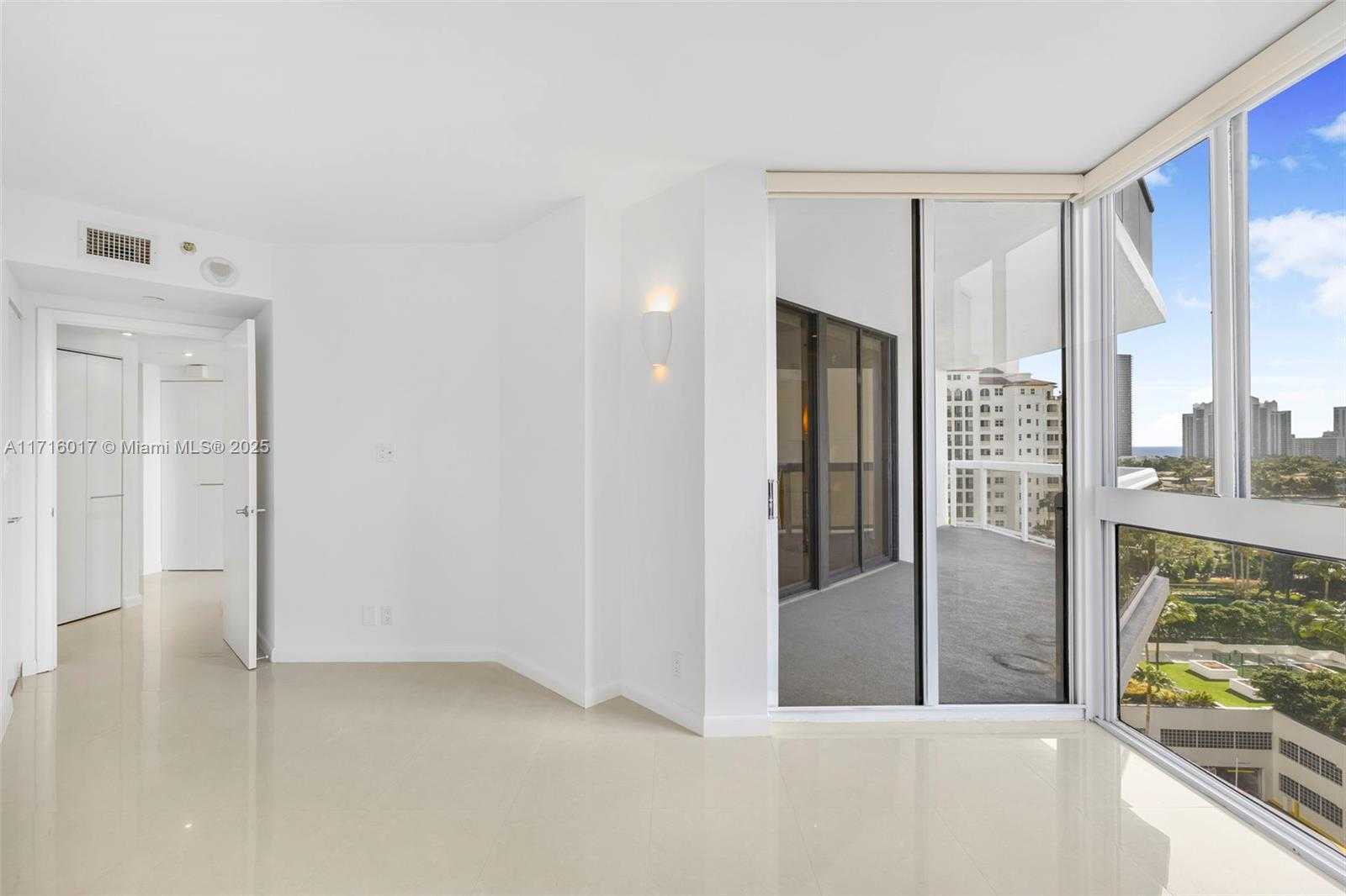 Small Image of 20185 EAST COUNTRY CLUB DR #1004, Aventura Number 20