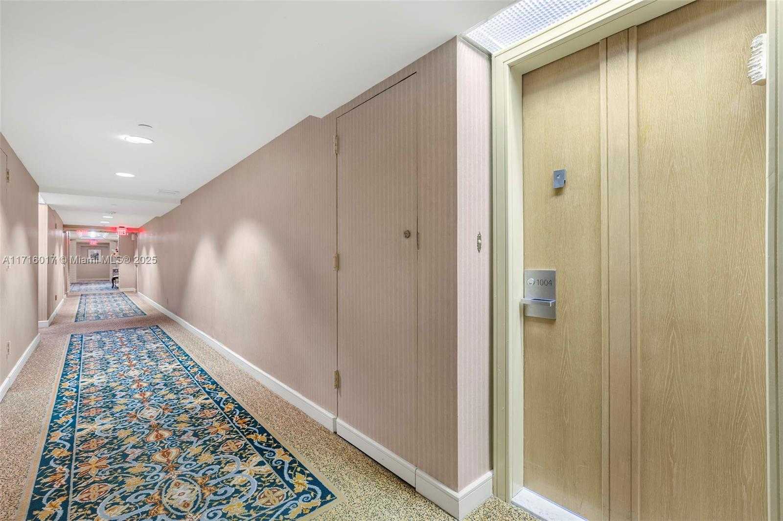 Small Image of 20185 EAST COUNTRY CLUB DR #1004, Aventura Number 3