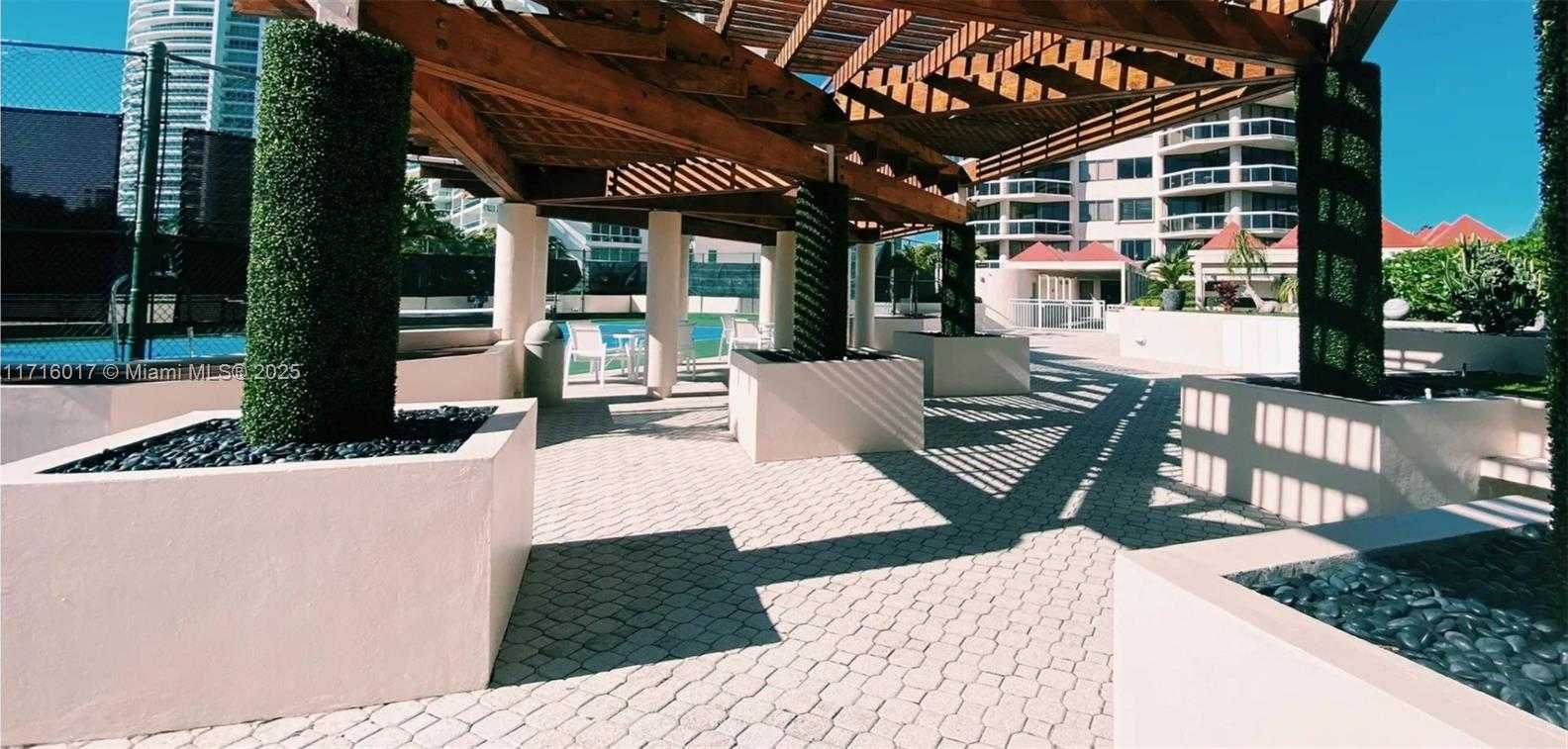 Small Image of 20185 EAST COUNTRY CLUB DR #1004, Aventura Number 35