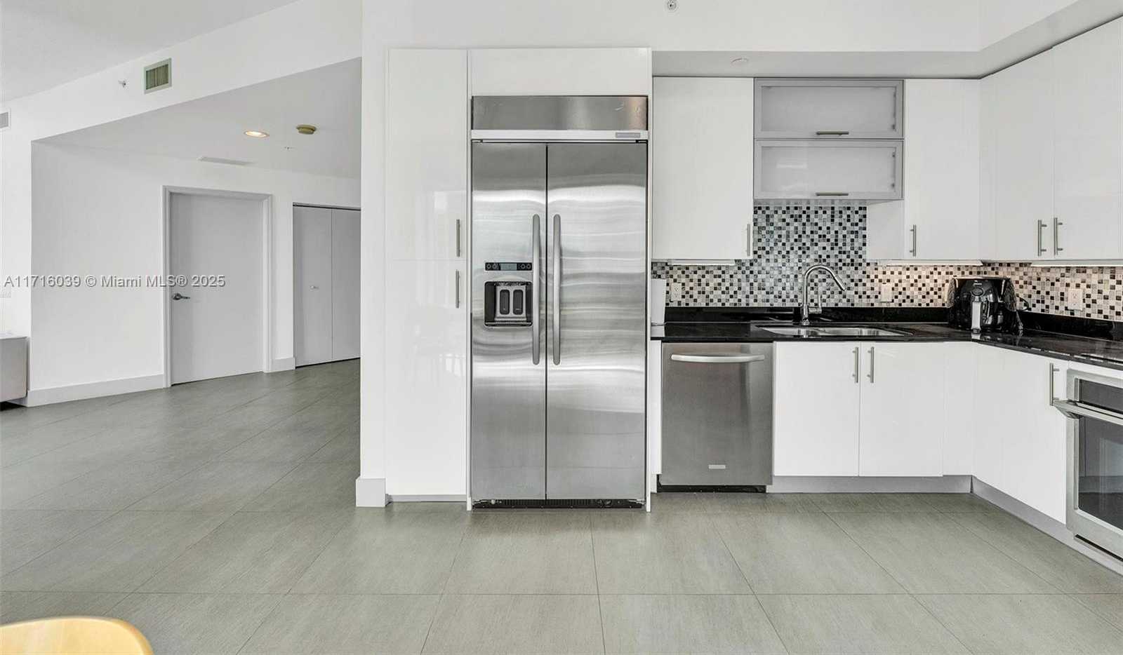 Small Image of 60 #3400, Miami Number 10
