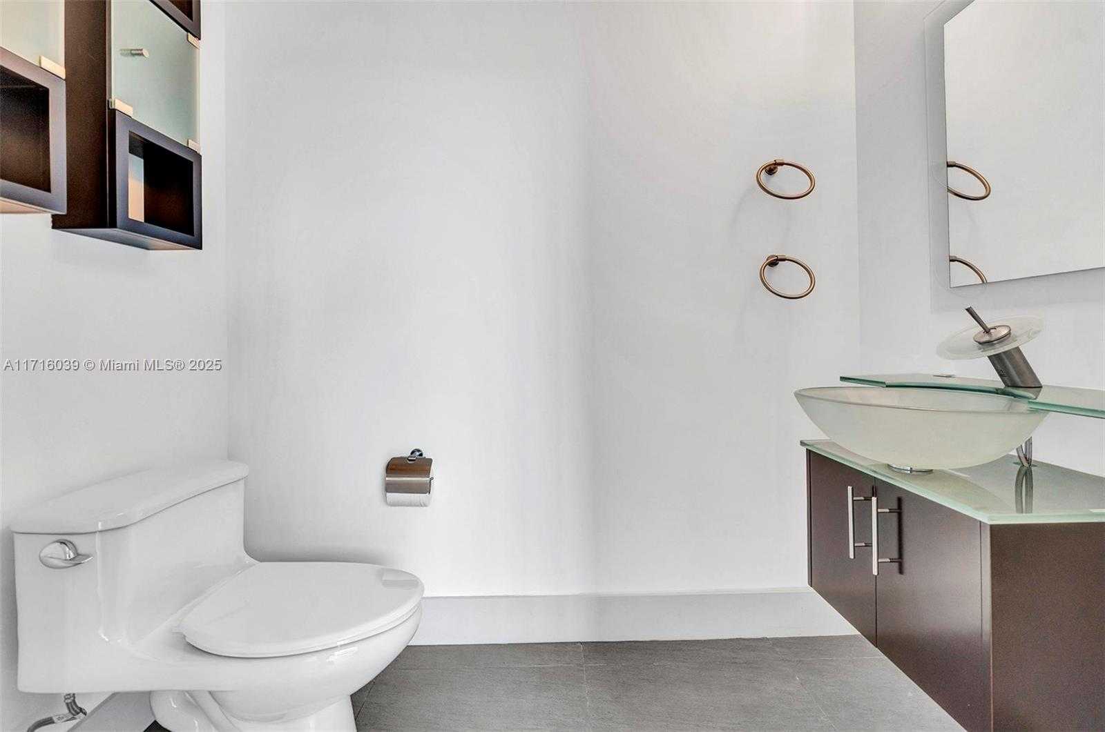Small Image of 60 #3400, Miami Number 24