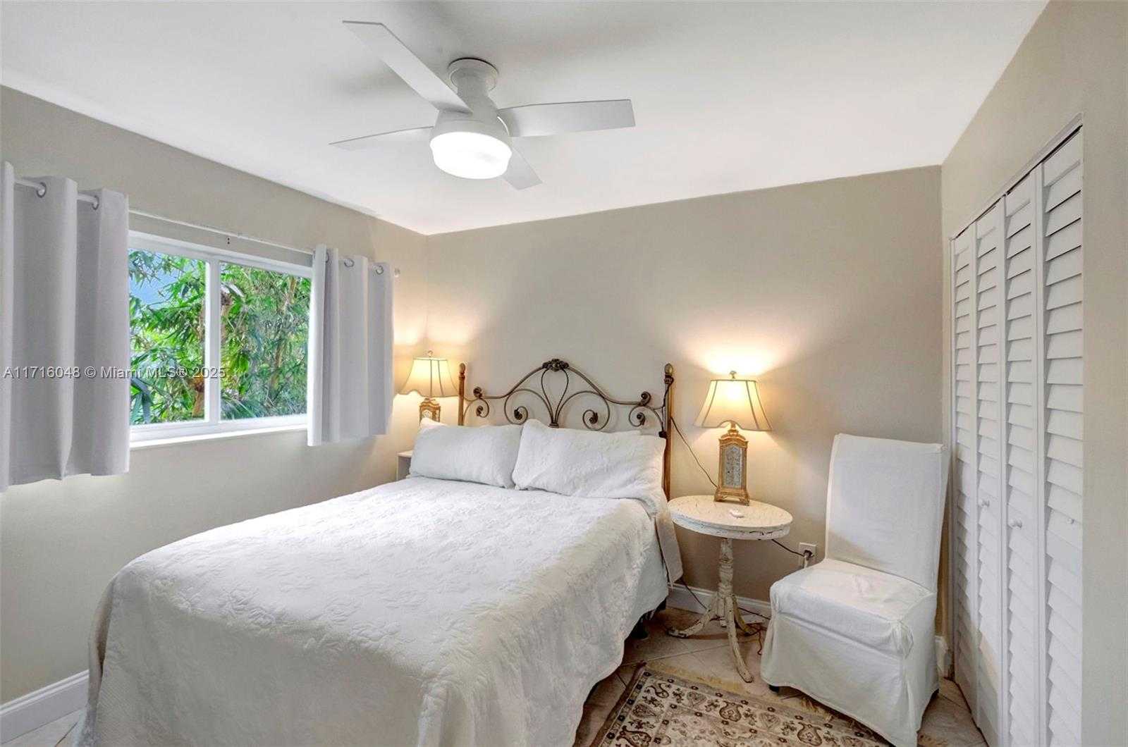 Small Image of 2920 SW 28th Terrace, Miami, FL 33133, USA Number 17