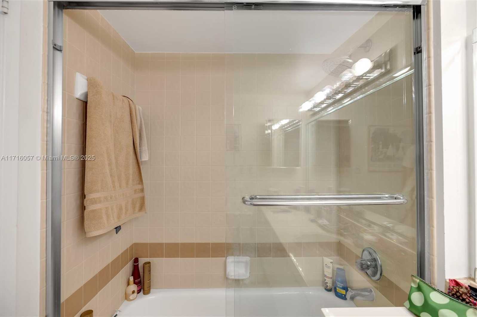 Small Image of 18151 NORTH EAST 31ST CT #1709, Aventura Number 24