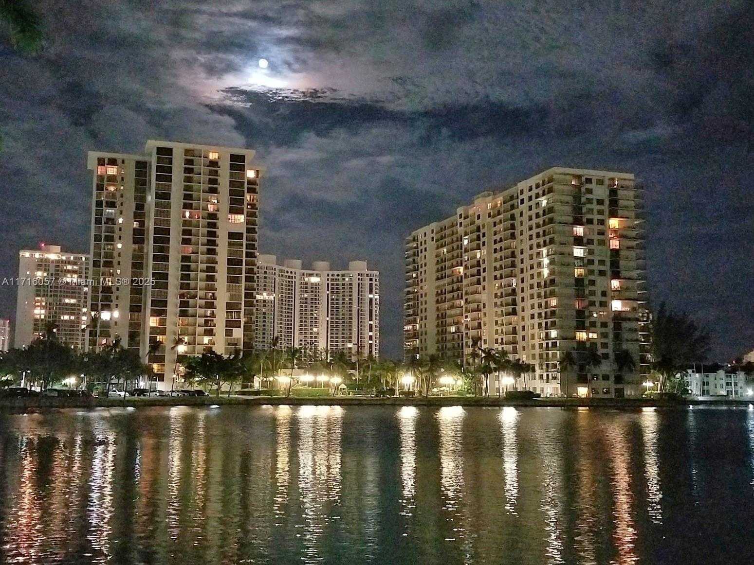 Small Image of 18151 NORTH EAST 31ST CT #1709, Aventura Number 36