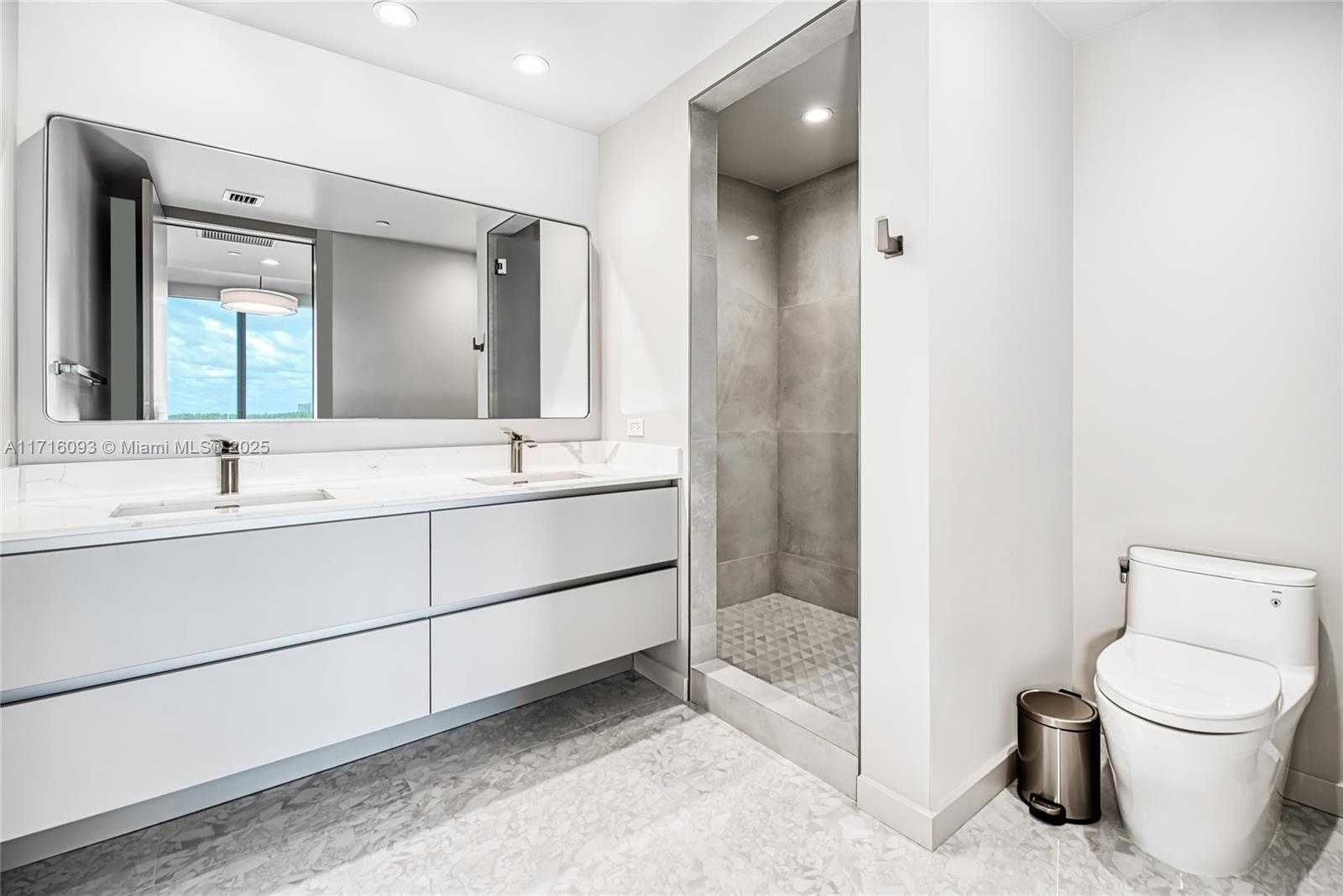 Small Image of 10295 COLLINS AVE #306, Bal Harbour Number 14
