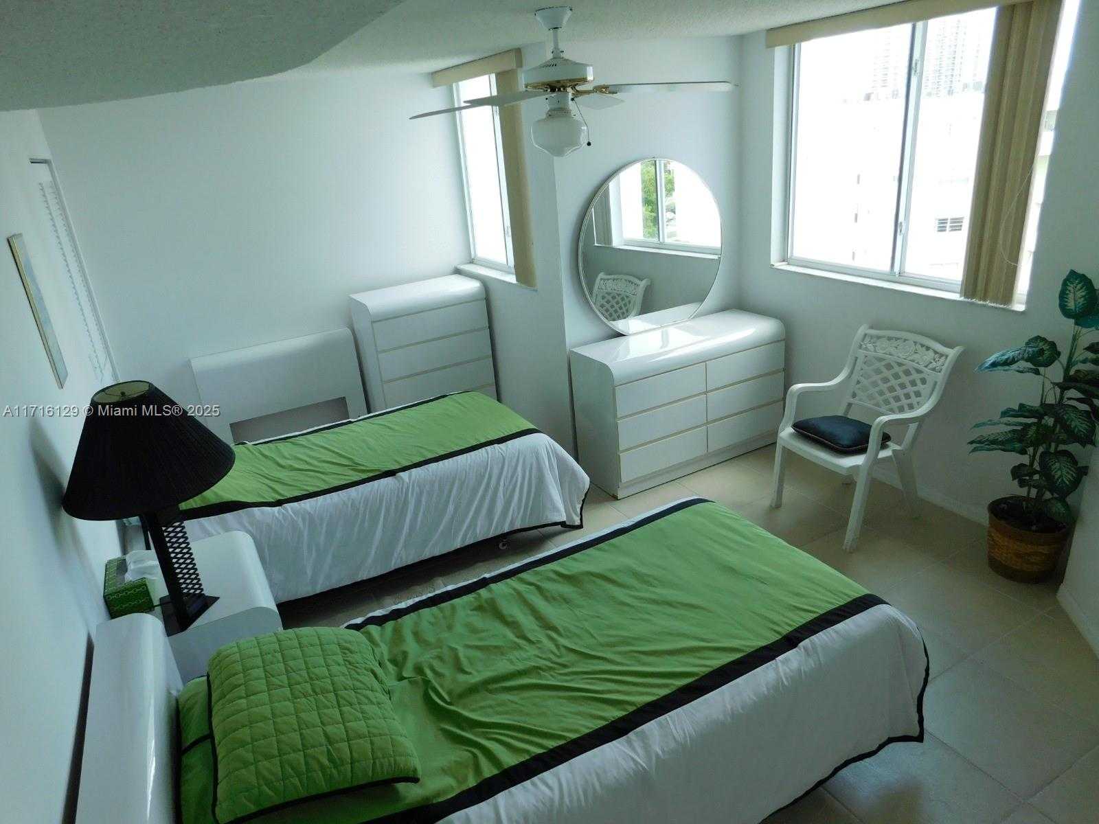 Small Image of 18000 NORTH BAY RD #501, Sunny Isles Beach Number 10