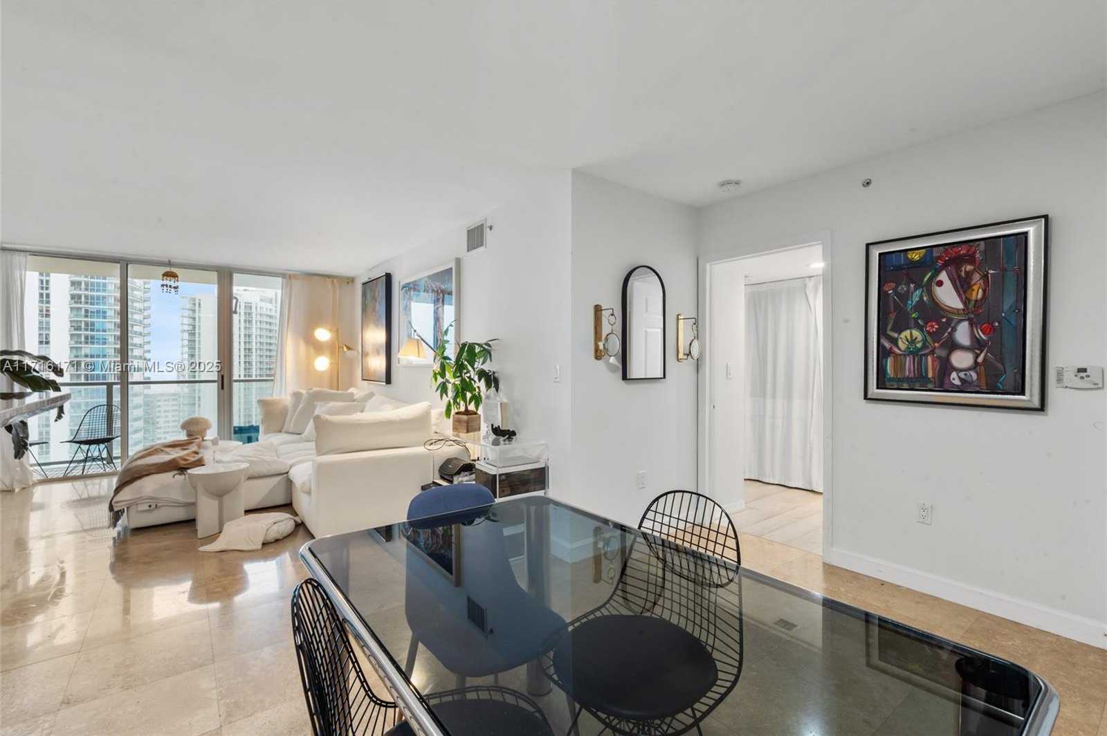 Small Image of 1155 BRICKELL BAY DR #1903, Miami Number 2