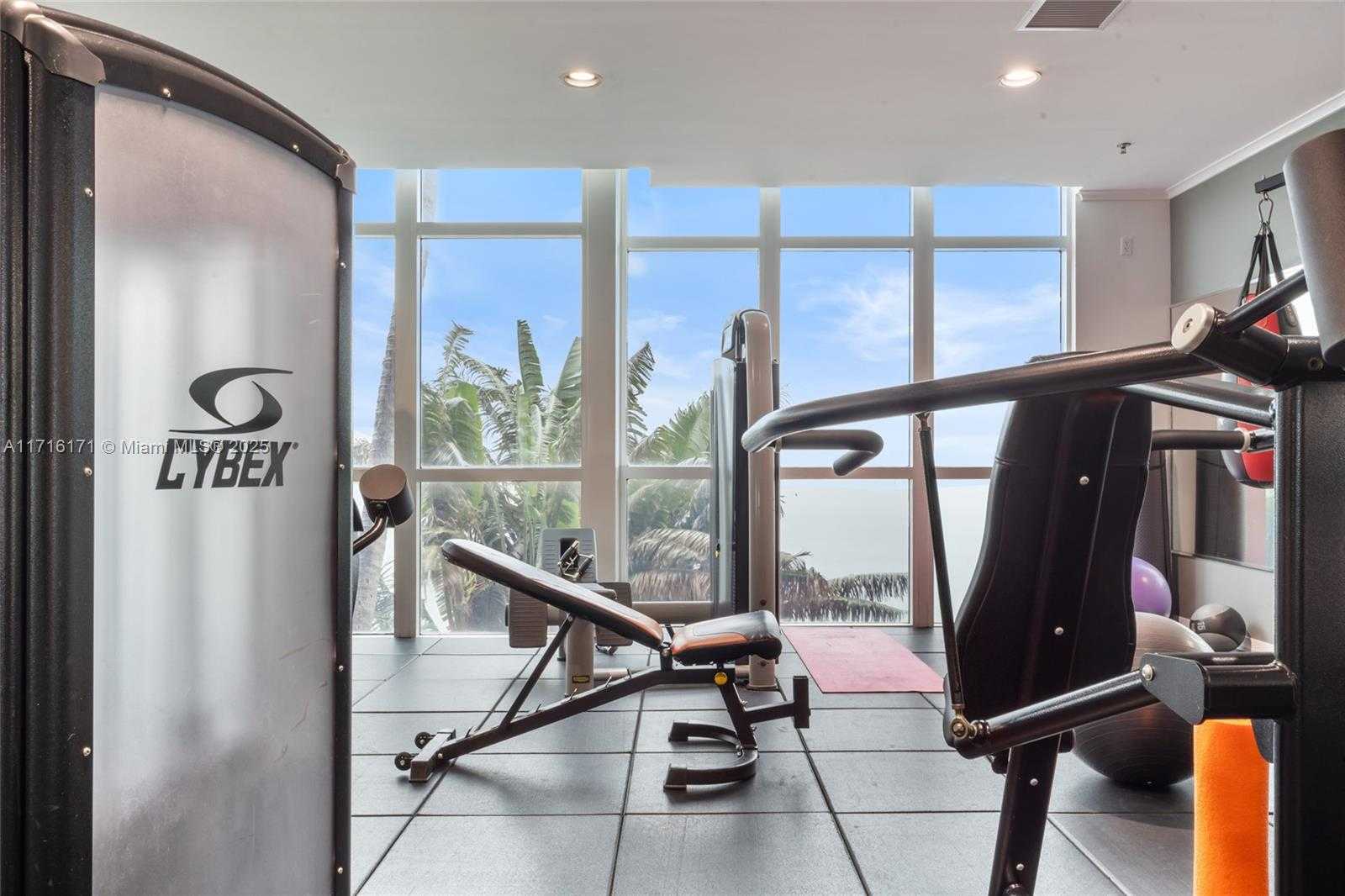 Small Image of 1155 BRICKELL BAY DR #1903, Miami Number 26