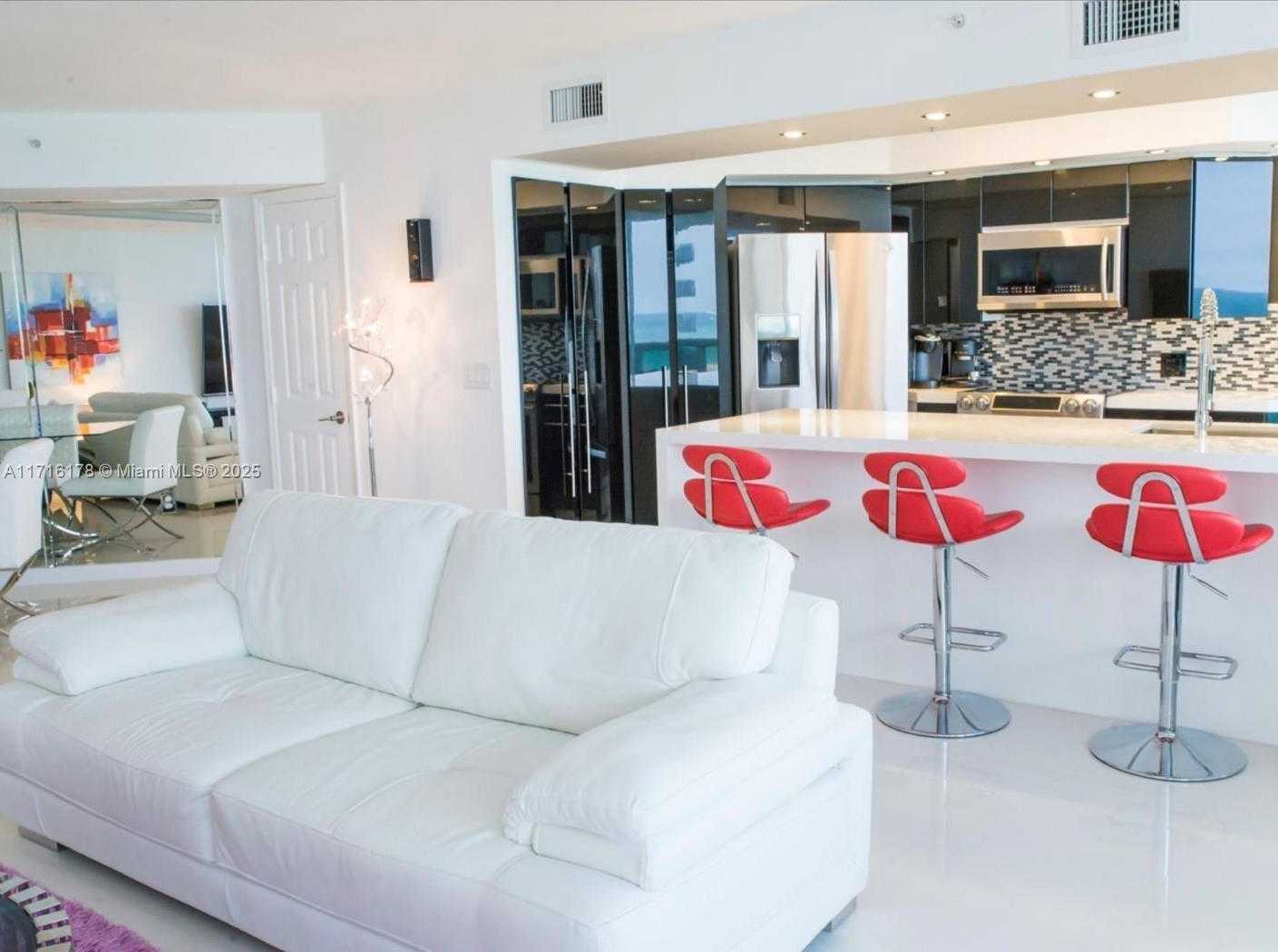 Small Image of 6301 COLLINS AVE #1402, Miami Beach Number 10