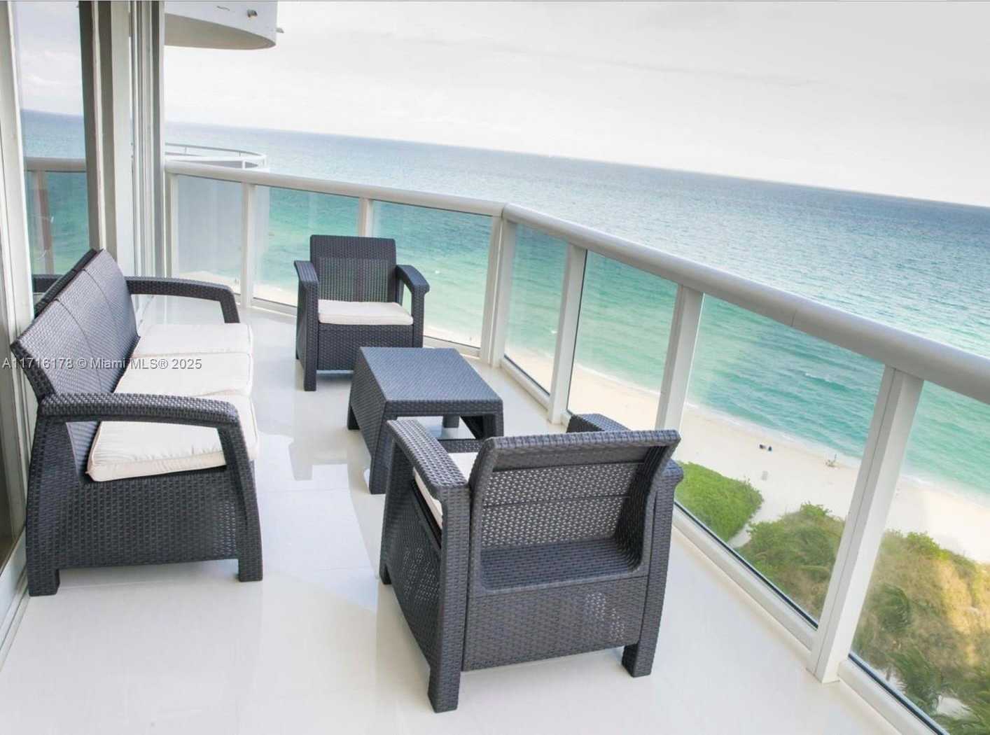 Small Image of 6301 COLLINS AVE #1402, Miami Beach Number 3