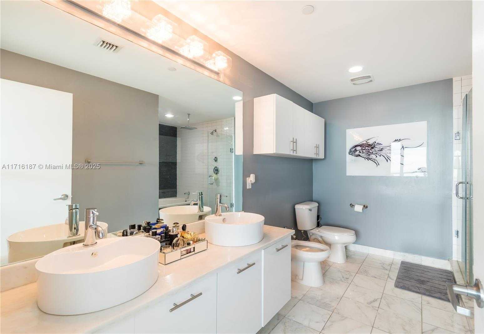 Small Image of 888 BISCAYNE BLVD #3506, Miami Number 10